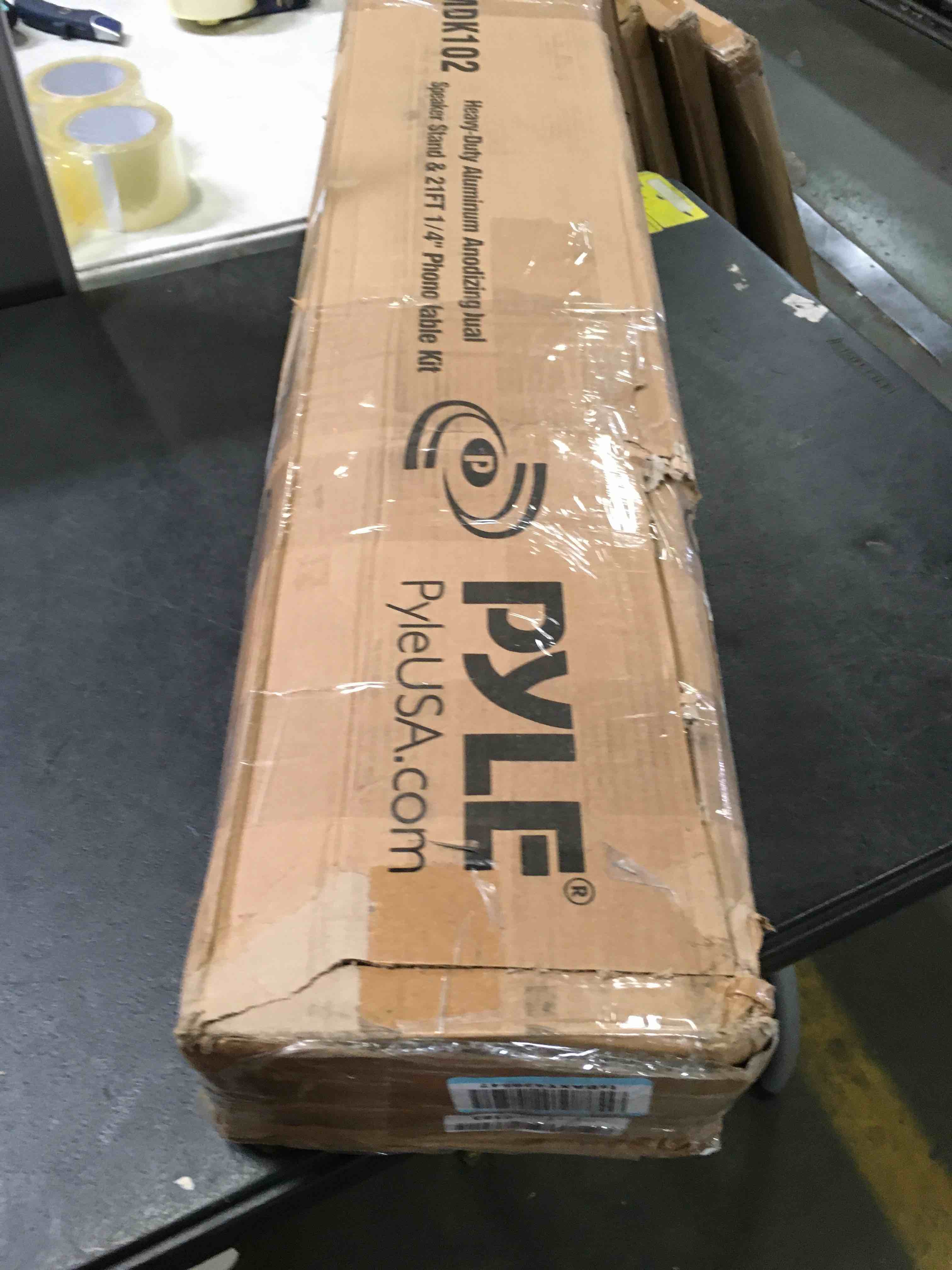 https://s3.amazonaws.com/lotting-images-prod/bidfta/YEL5329310_1692284846915.jpeg