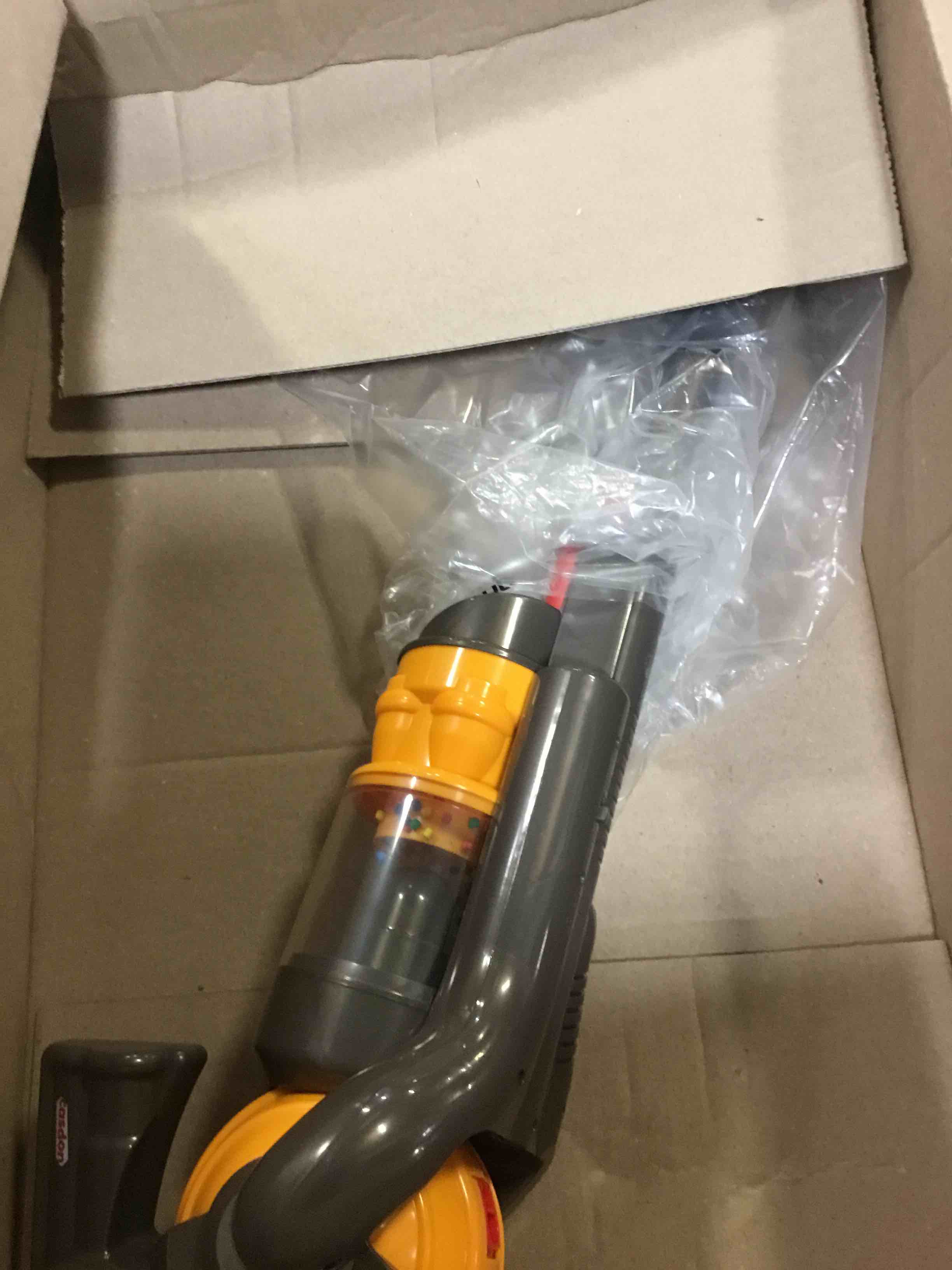 https://s3.amazonaws.com/lotting-images-prod/bidfta/YEL5329501_1692628753986.jpeg