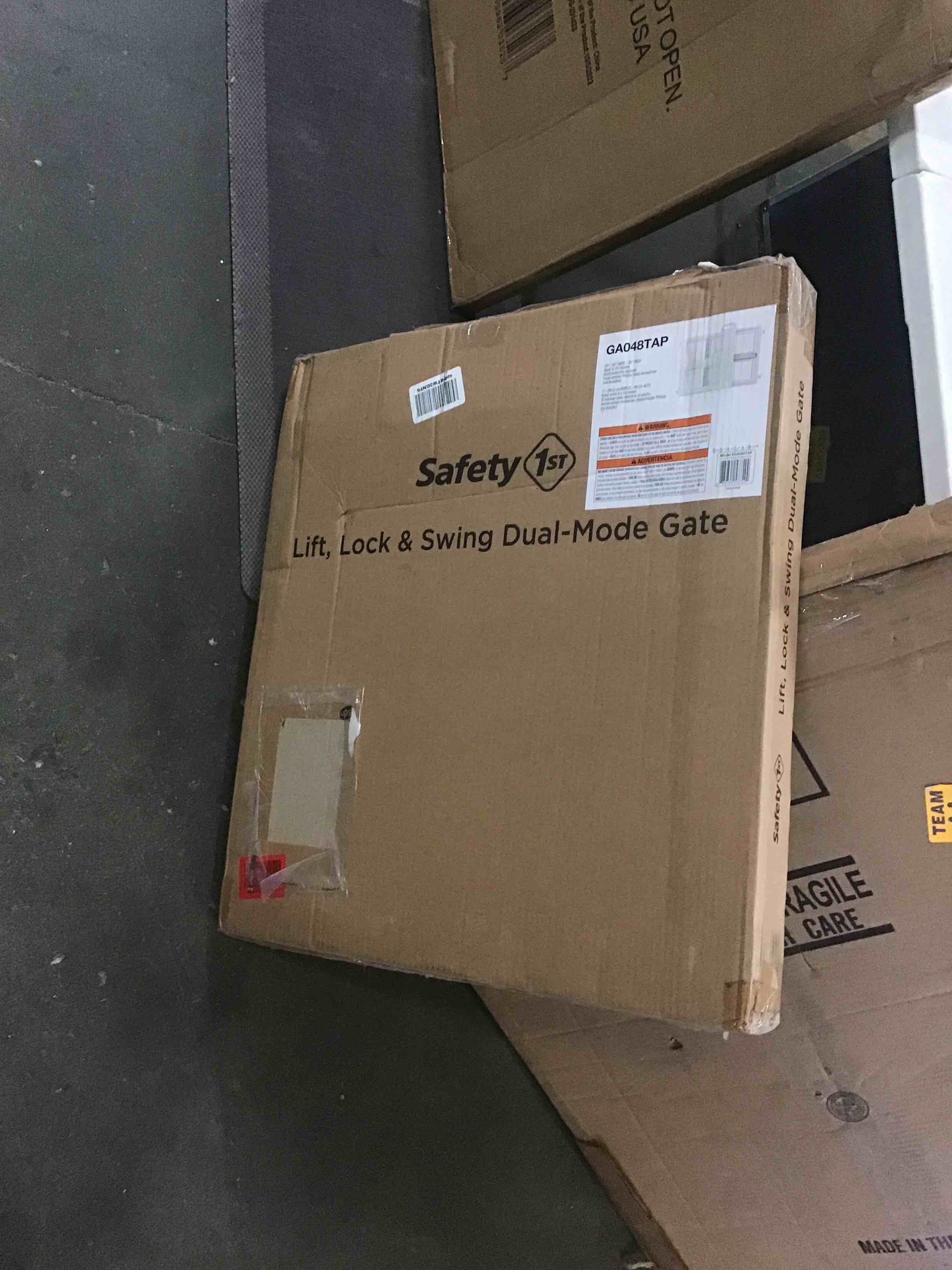 assorted baby gates size May Vary 