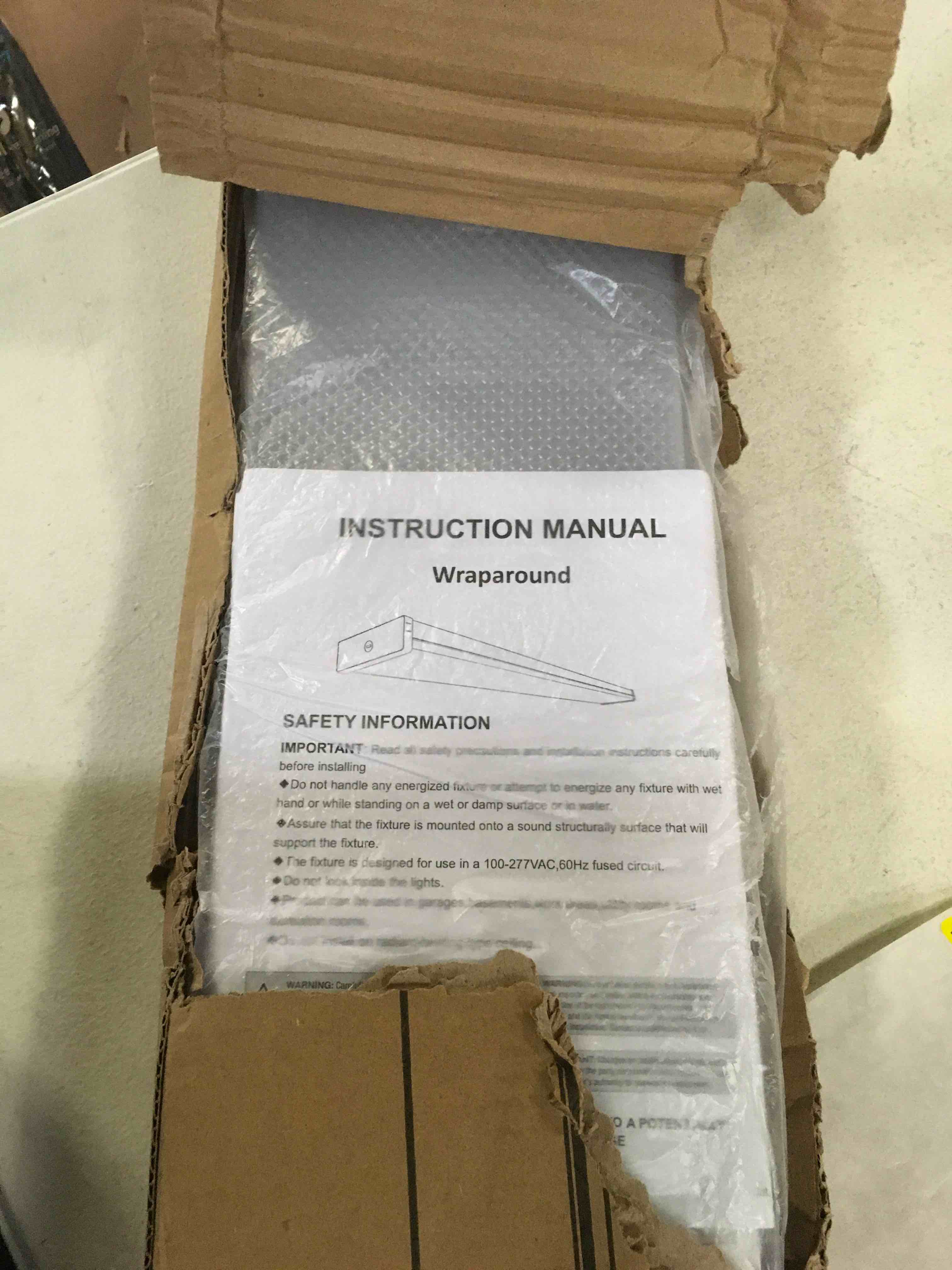 https://s3.amazonaws.com/lotting-images-prod/bidfta/YEL5330213_1691328919046.jpeg