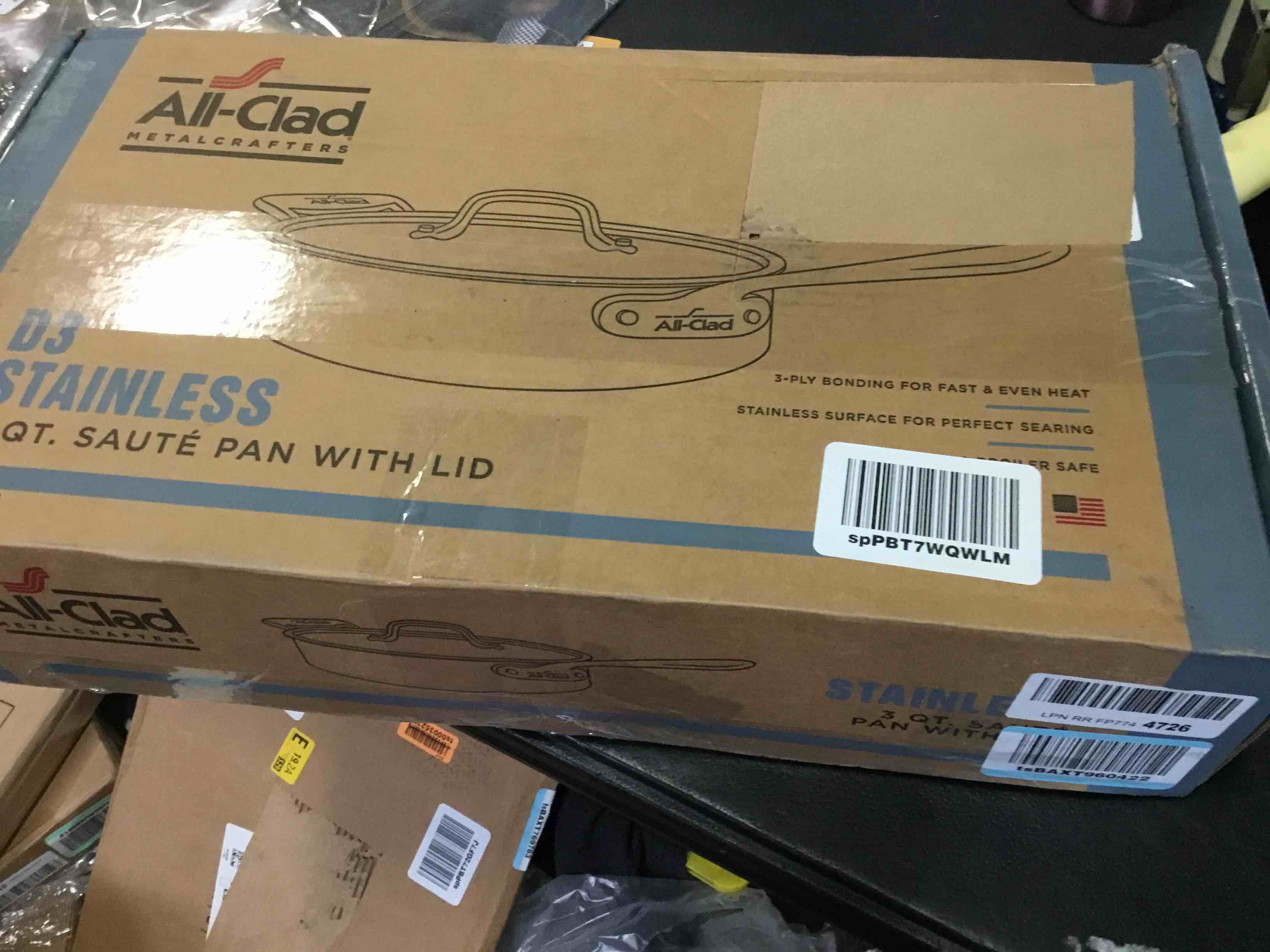 https://s3.amazonaws.com/lotting-images-prod/bidfta/YEL5330236_1691519803544.jpeg