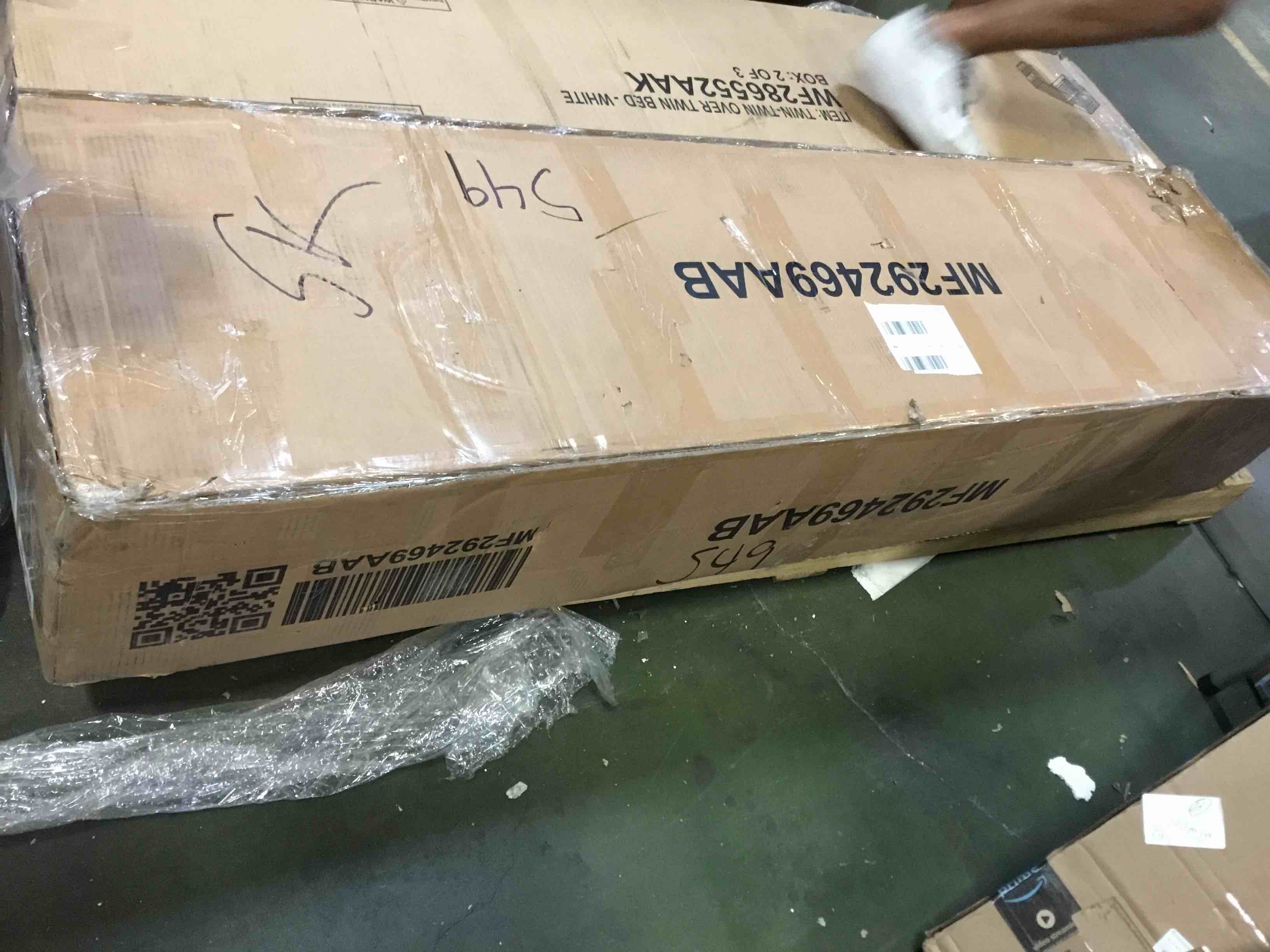 https://s3.amazonaws.com/lotting-images-prod/bidfta/YEL5330386_1691605200609.jpeg