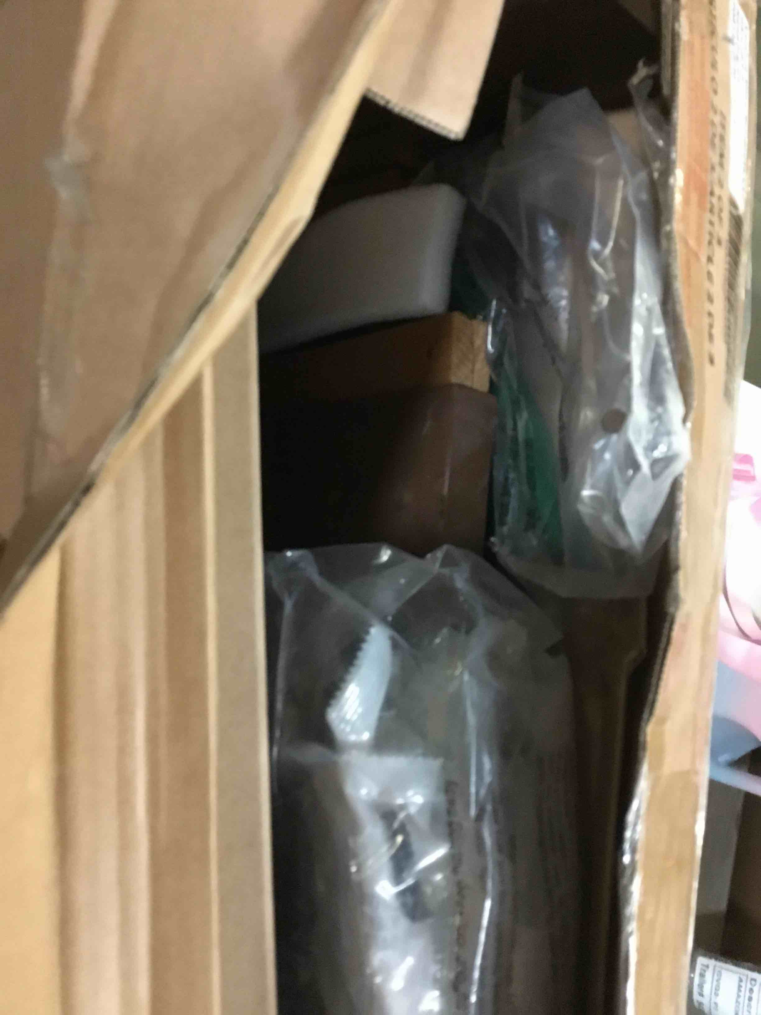 https://s3.amazonaws.com/lotting-images-prod/bidfta/YEL5330419_1691666435004.jpeg