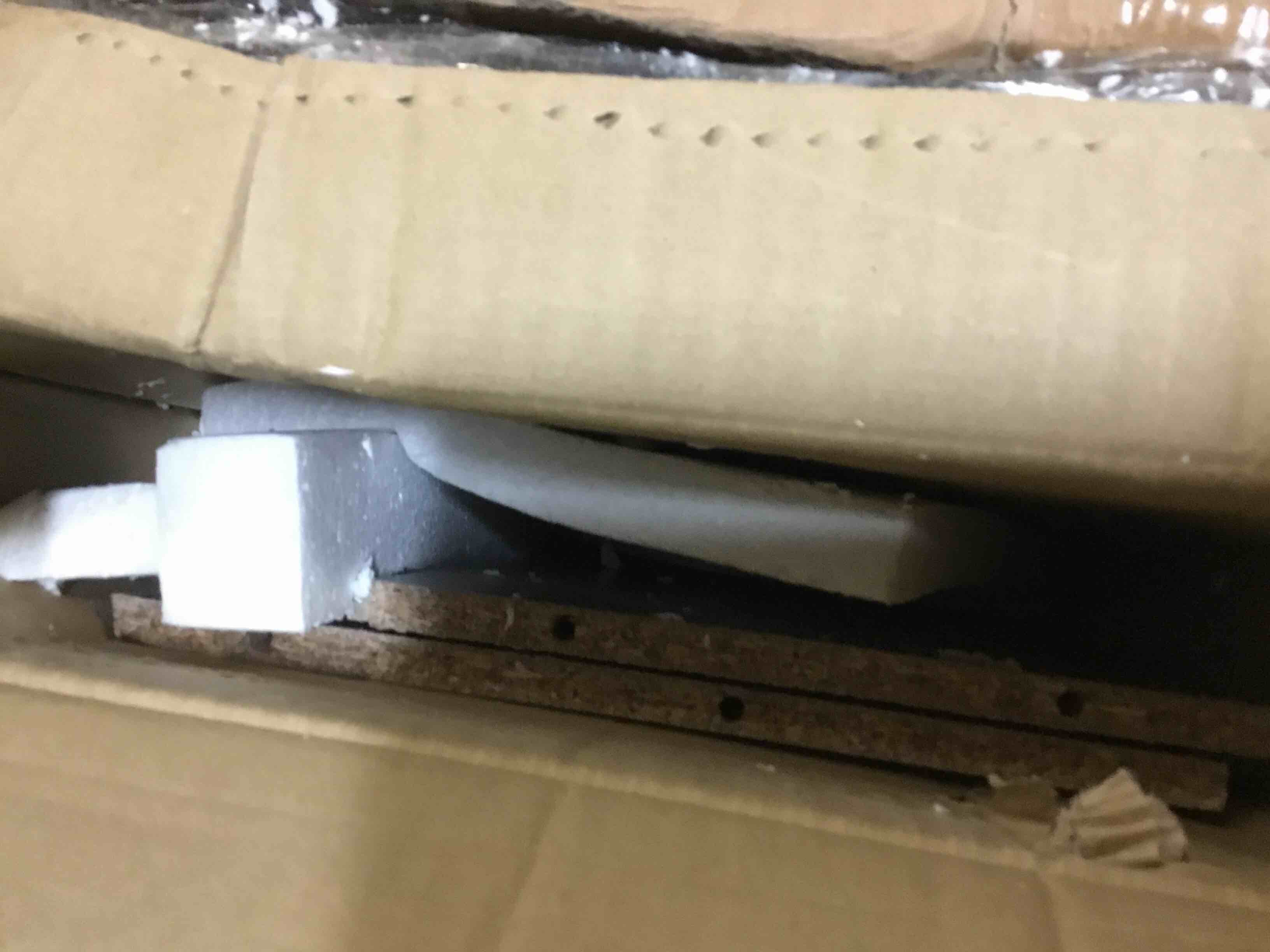 https://s3.amazonaws.com/lotting-images-prod/bidfta/YEL5330432_1691667886122.jpeg