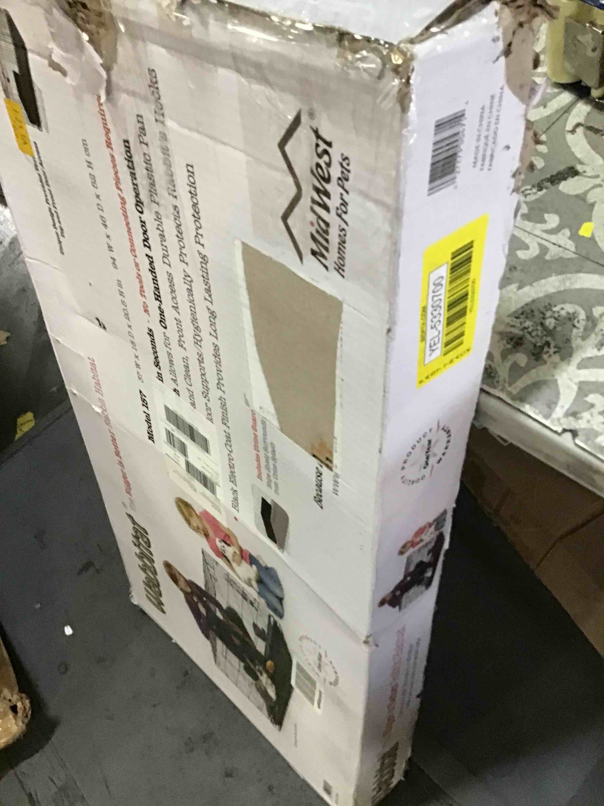 https://s3.amazonaws.com/lotting-images-prod/bidfta/YEL5330700_1691774972021.jpeg
