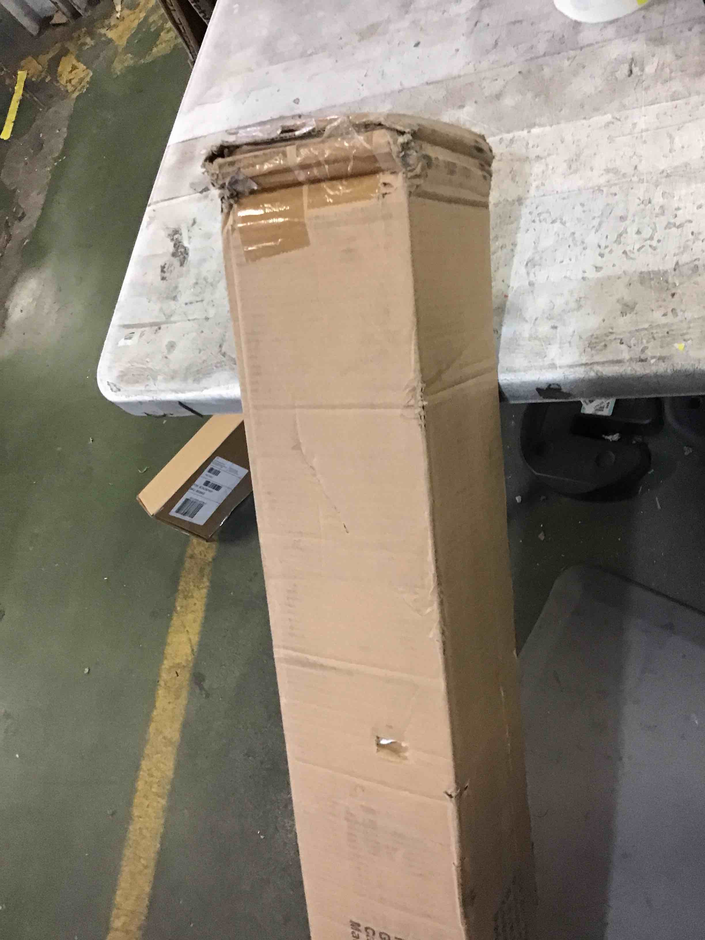 https://s3.amazonaws.com/lotting-images-prod/bidfta/YEL5330973_1692104446881.jpeg