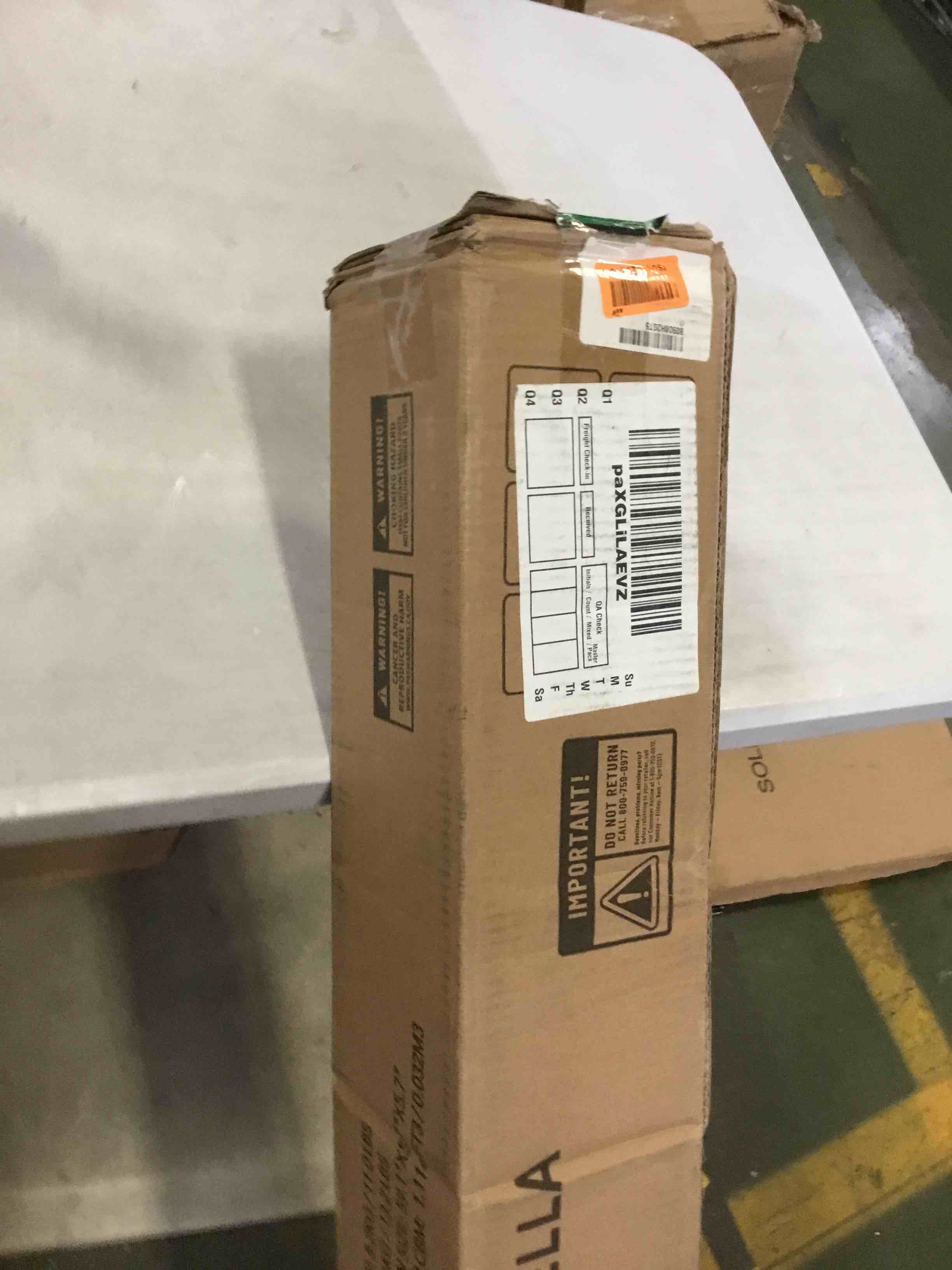 https://s3.amazonaws.com/lotting-images-prod/bidfta/YEL5331211_1692205944922.jpeg