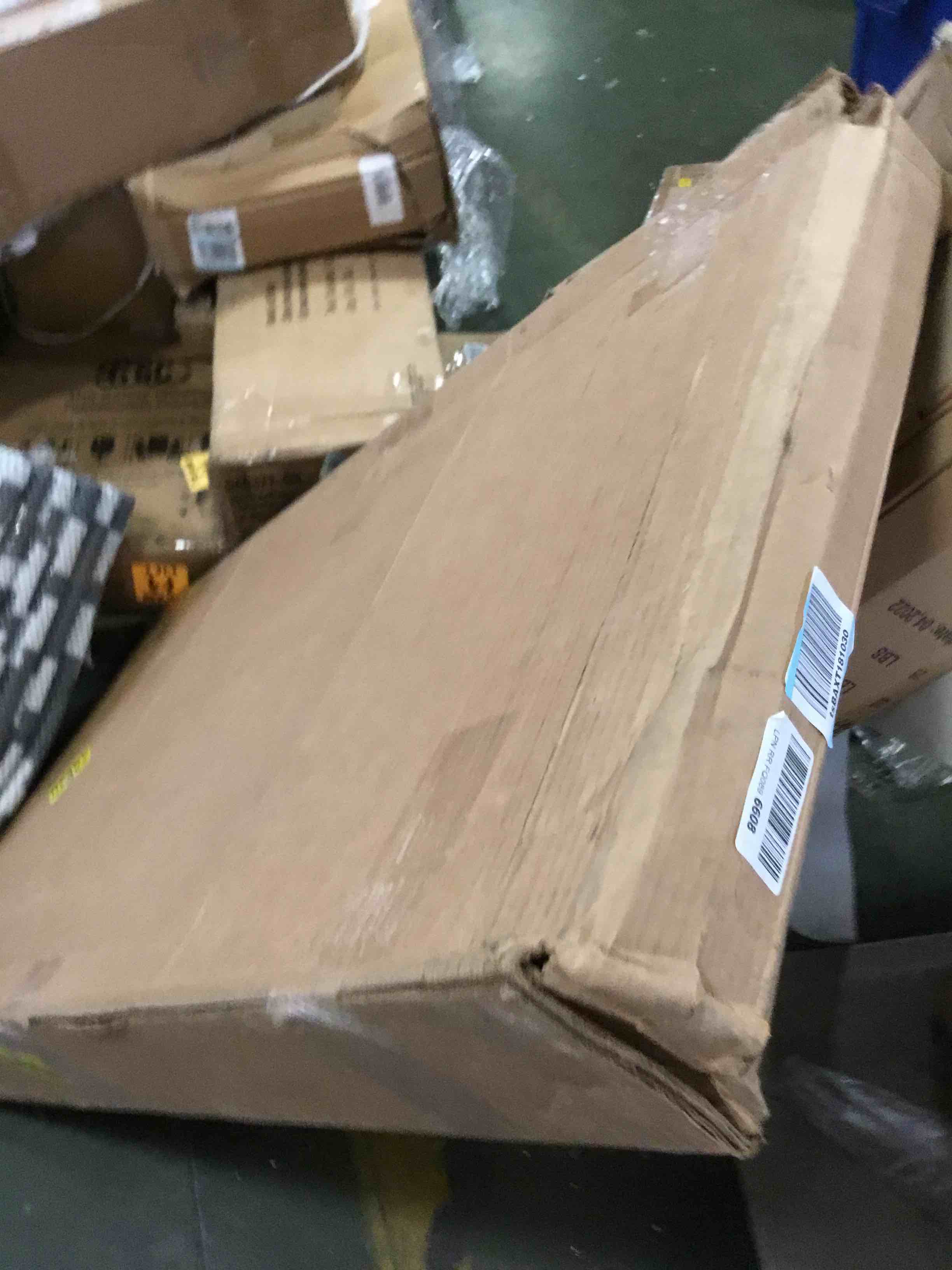 https://s3.amazonaws.com/lotting-images-prod/bidfta/YEL5331219_1692207637675.jpeg