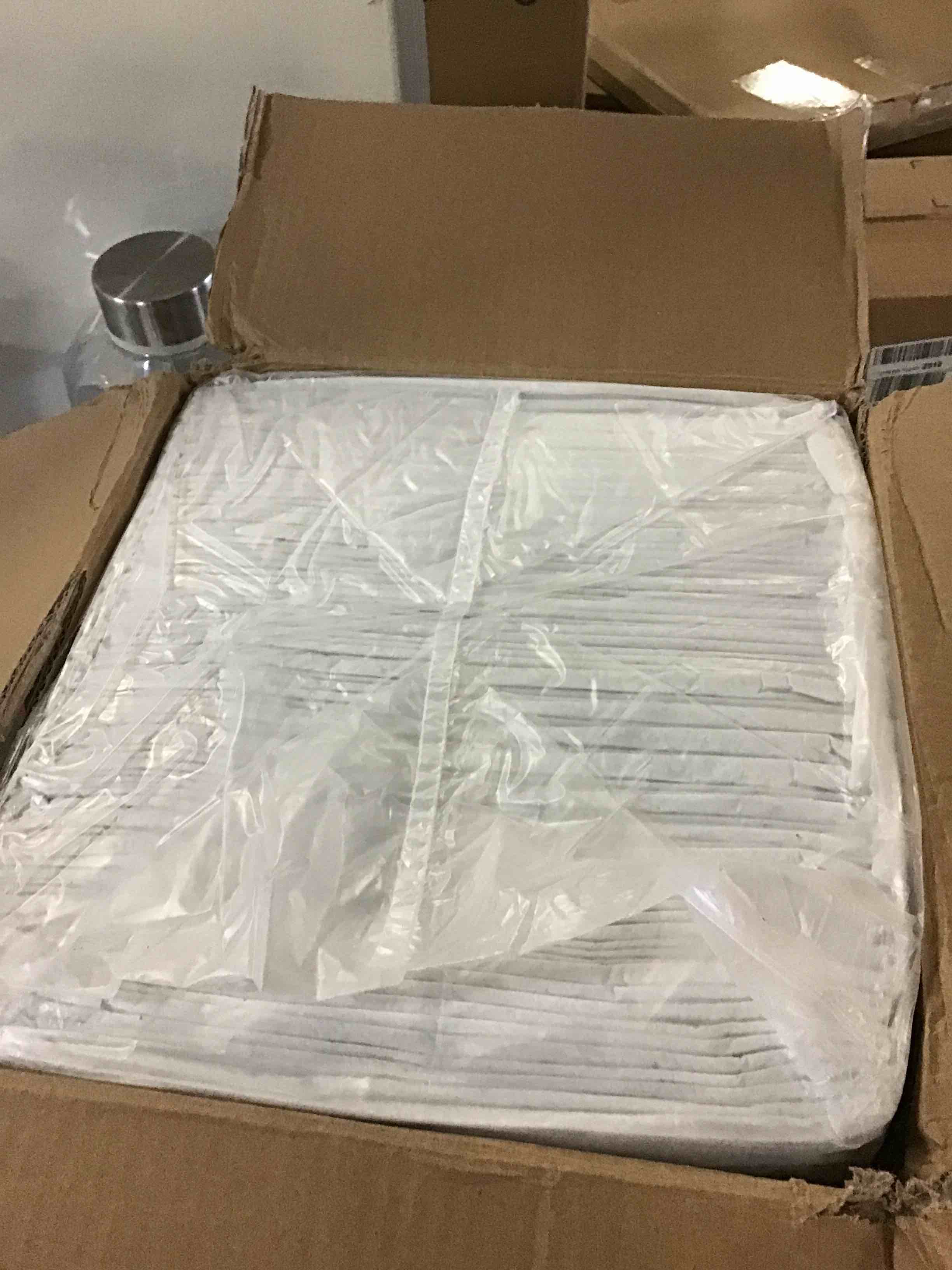 https://s3.amazonaws.com/lotting-images-prod/bidfta/YEL5332172_1691498735212.jpeg