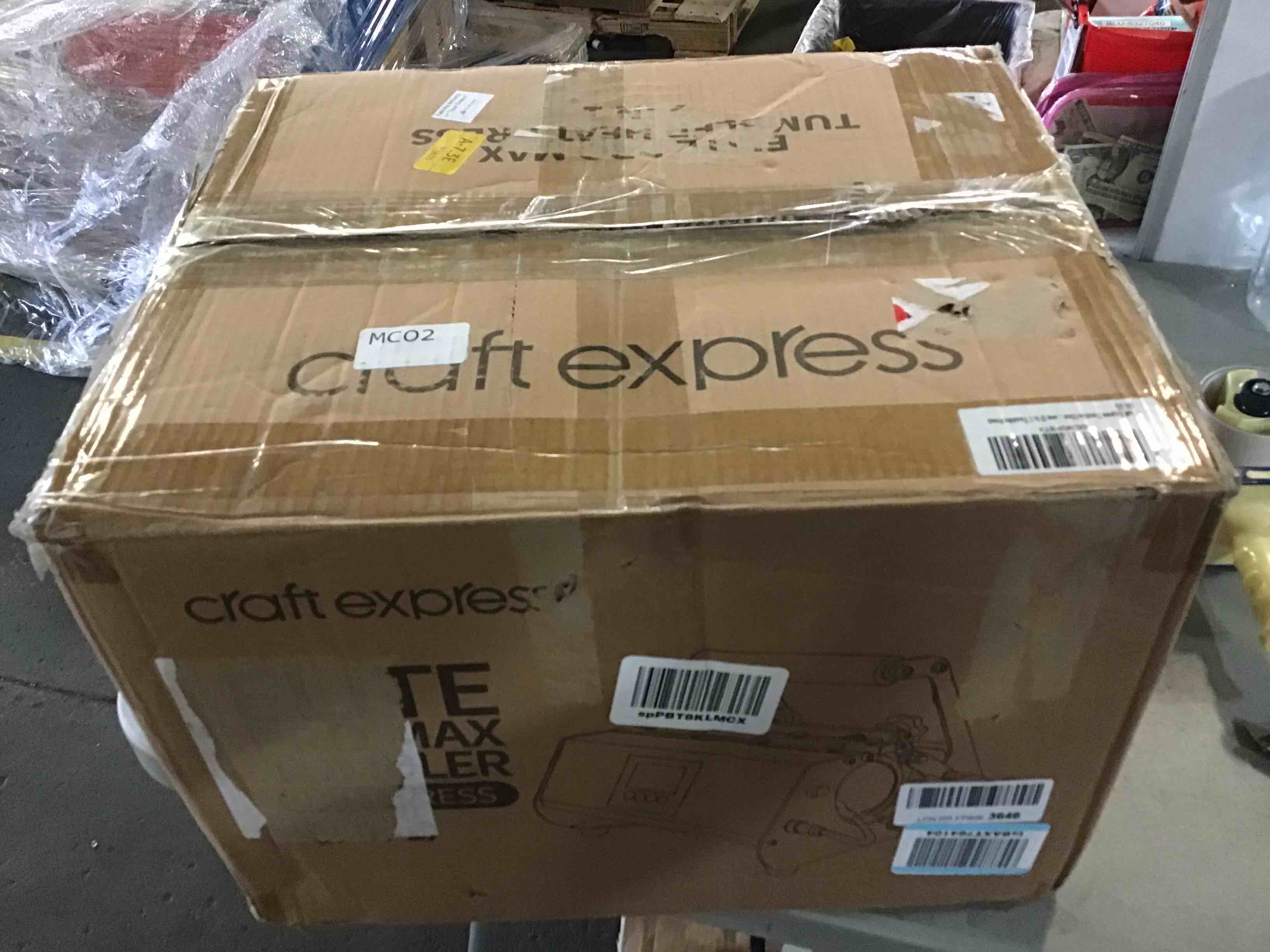 https://s3.amazonaws.com/lotting-images-prod/bidfta/YEL5332354_1691585696053.jpeg