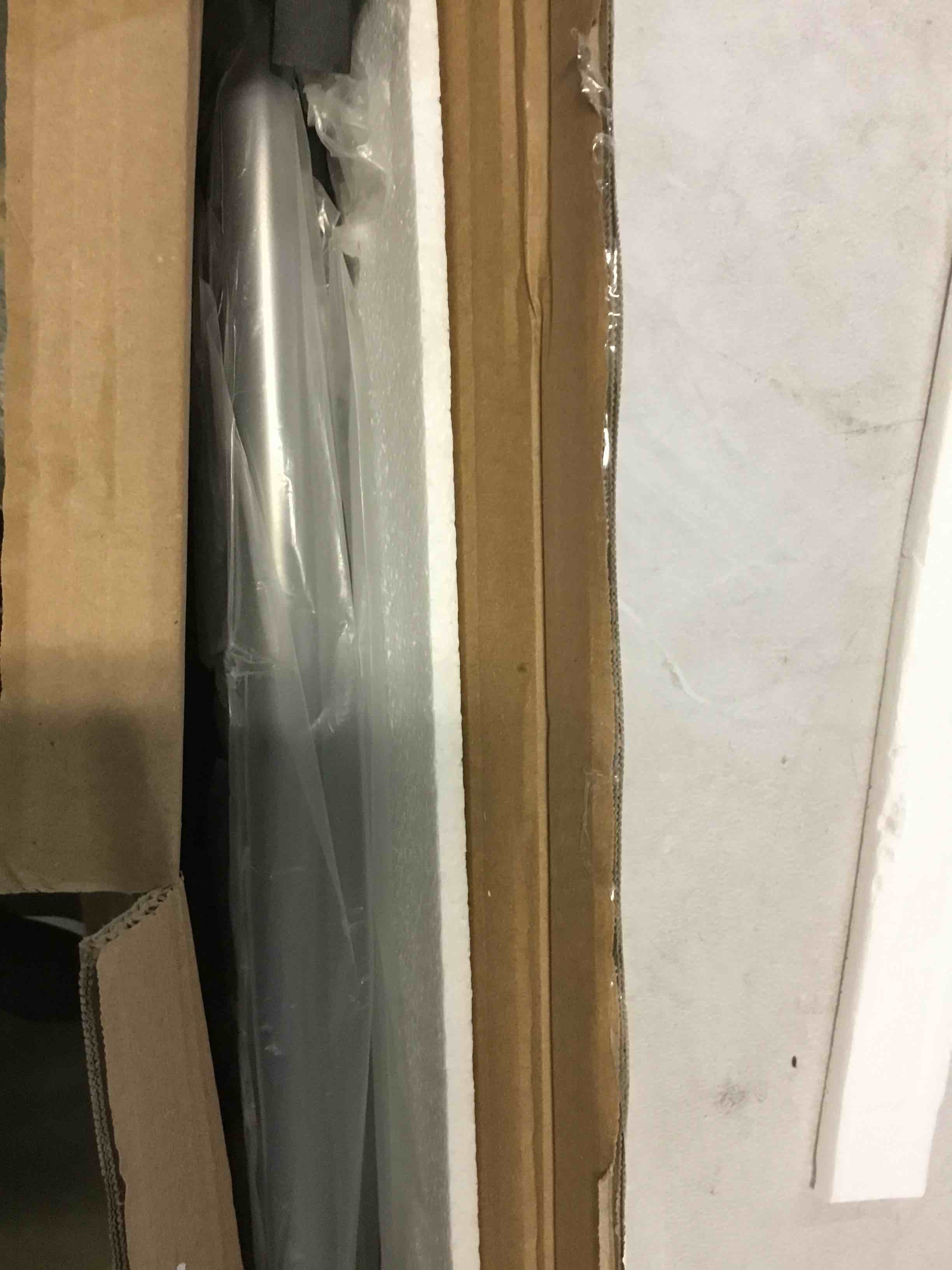 https://s3.amazonaws.com/lotting-images-prod/bidfta/YEL5332933_1692187280031.jpeg