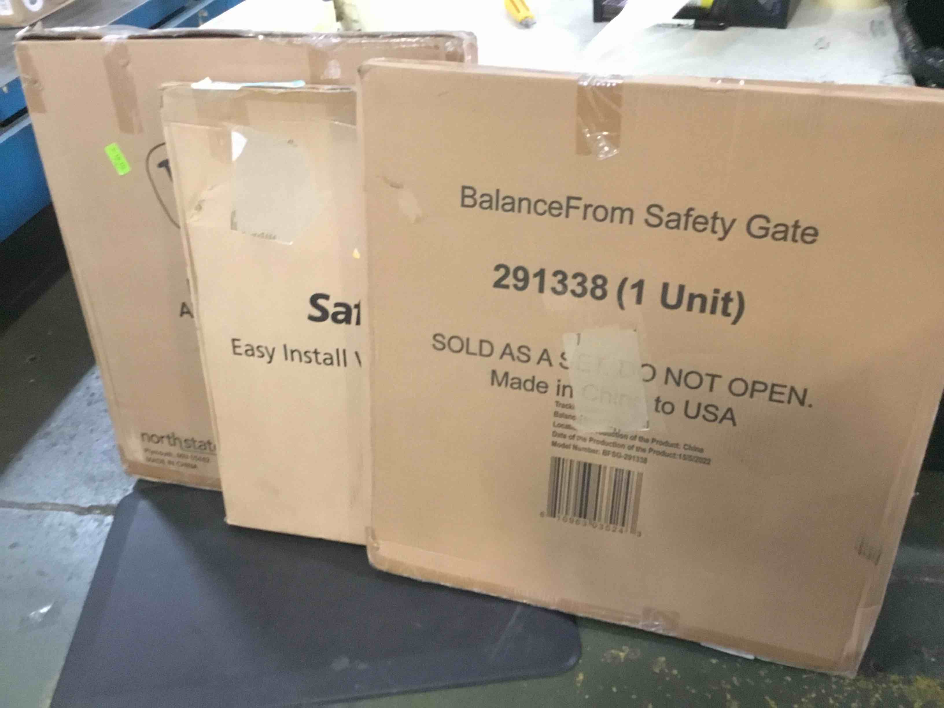 Assorted of secure safety gates 