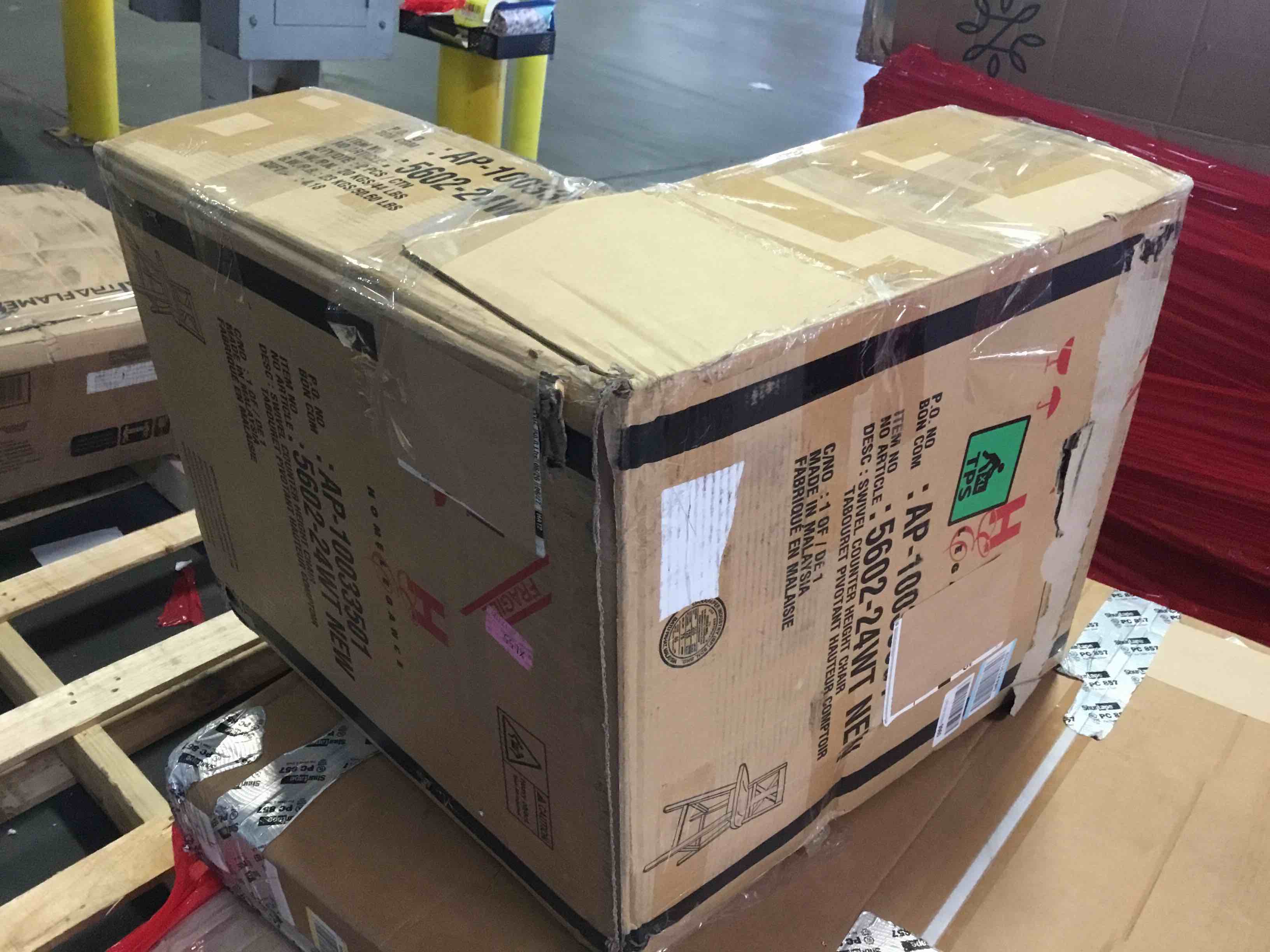 https://s3.amazonaws.com/lotting-images-prod/bidfta/YEL5333369_1690896259718.jpeg