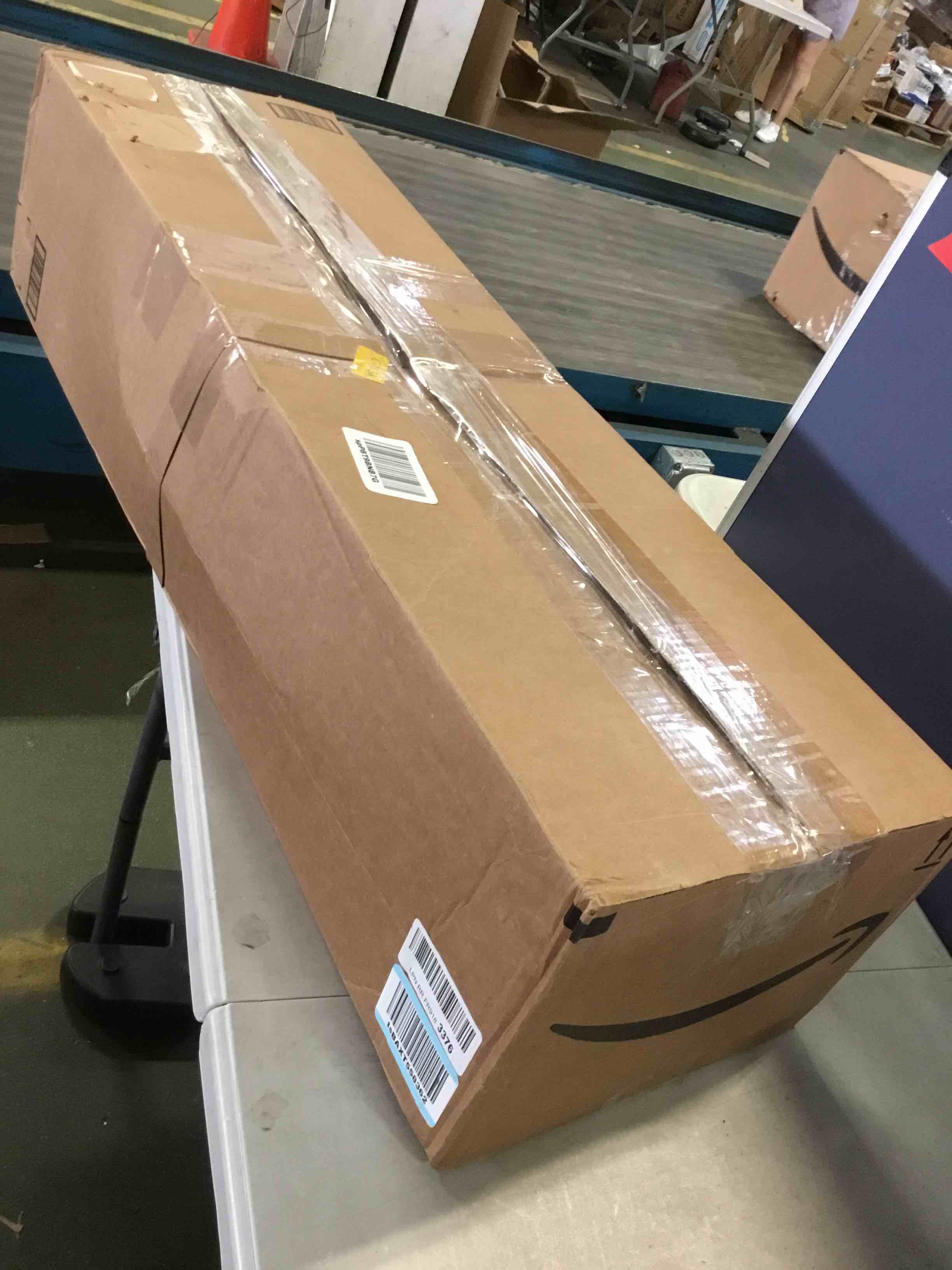 https://s3.amazonaws.com/lotting-images-prod/bidfta/YEL5334331_1691153635729.jpeg