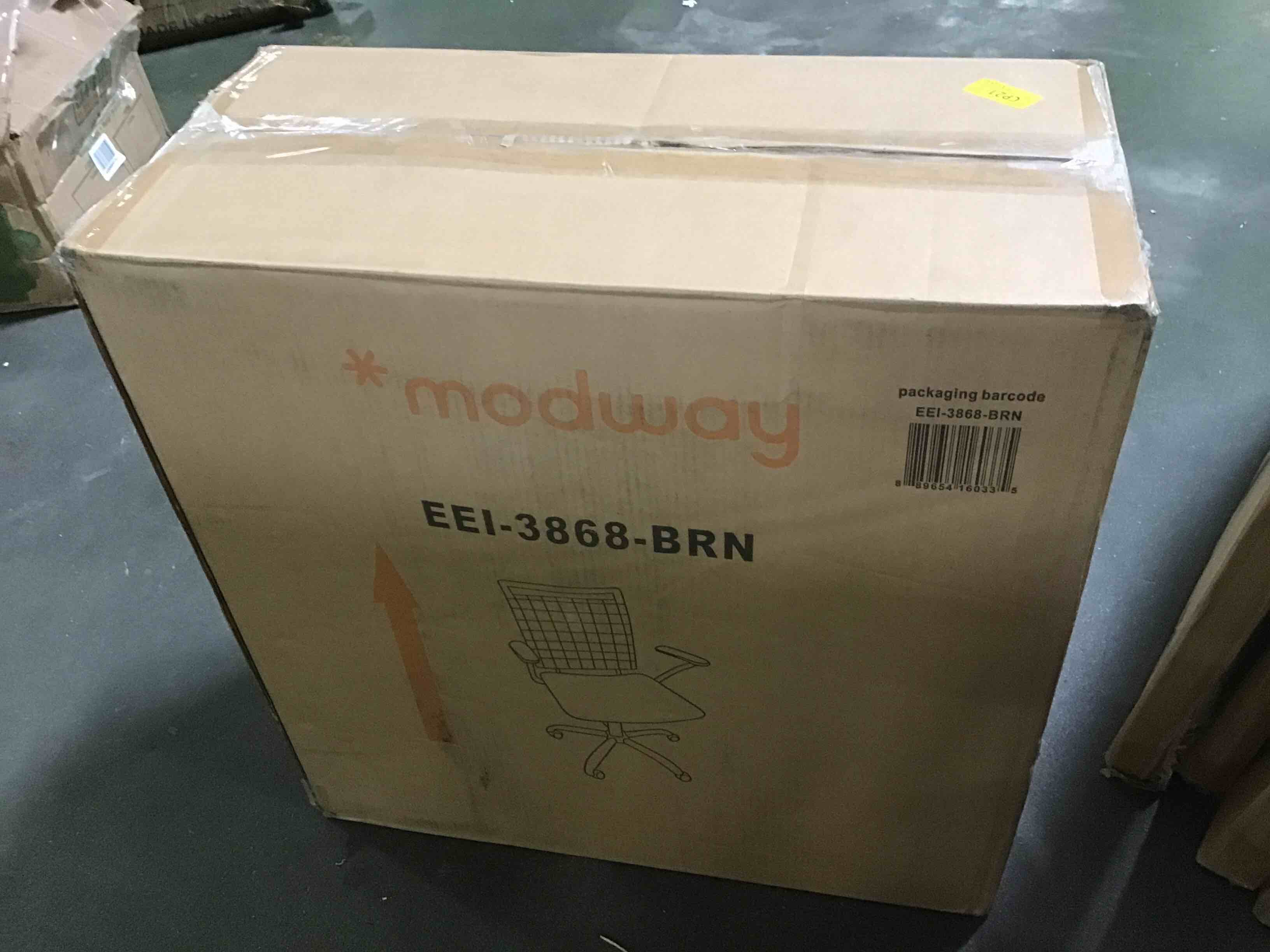 https://s3.amazonaws.com/lotting-images-prod/bidfta/YEL5334463_1691004508450.jpeg