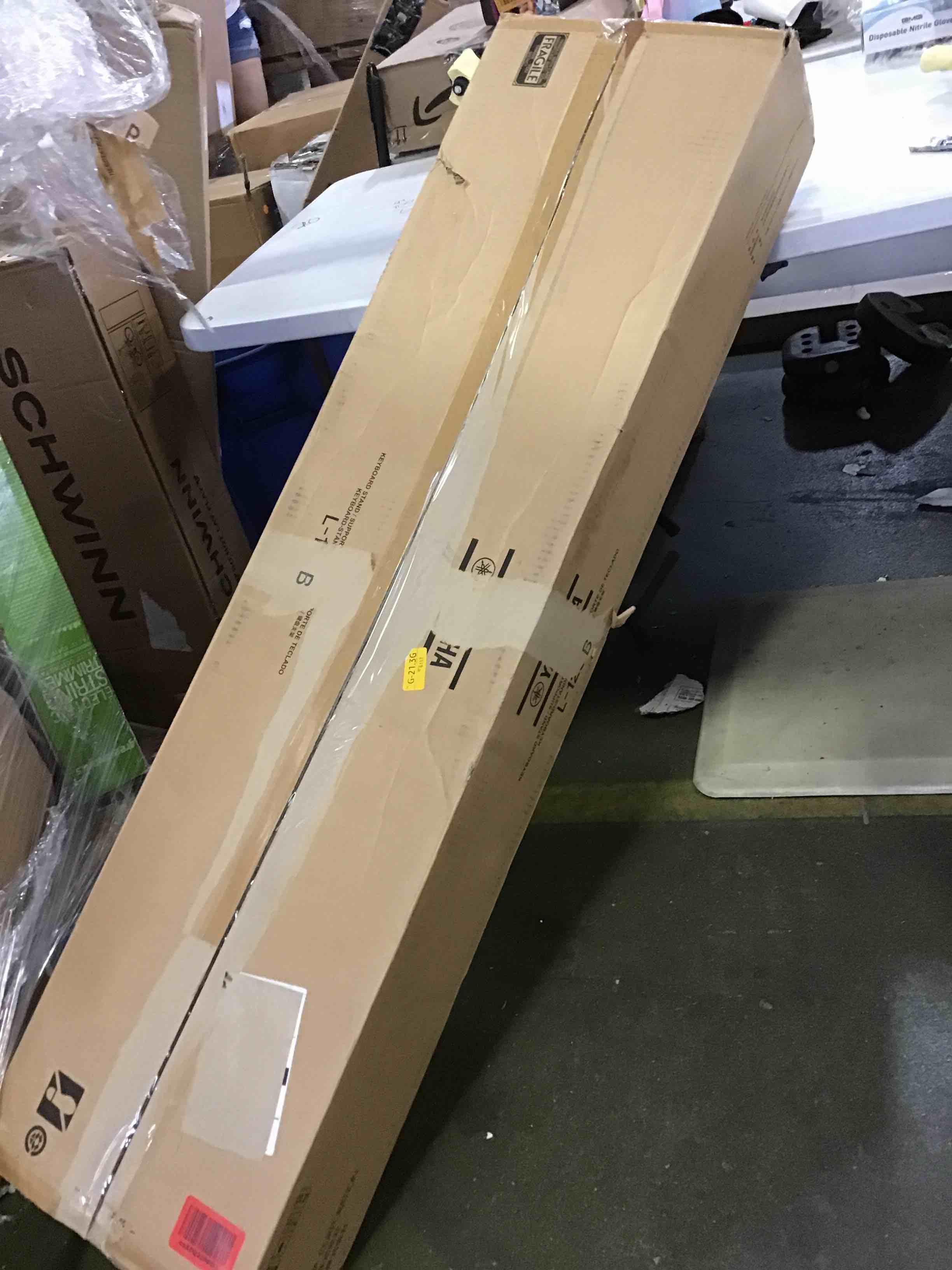 https://s3.amazonaws.com/lotting-images-prod/bidfta/YEL5335405_1691607244532.jpeg
