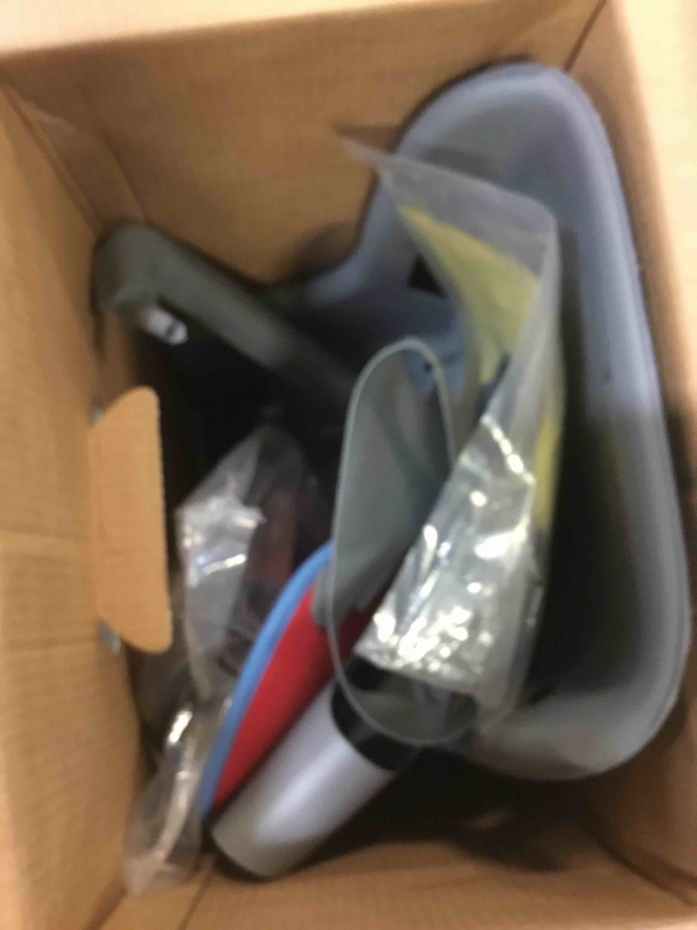 https://s3.amazonaws.com/lotting-images-prod/bidfta/YEL5335840_1691692740028.jpeg
