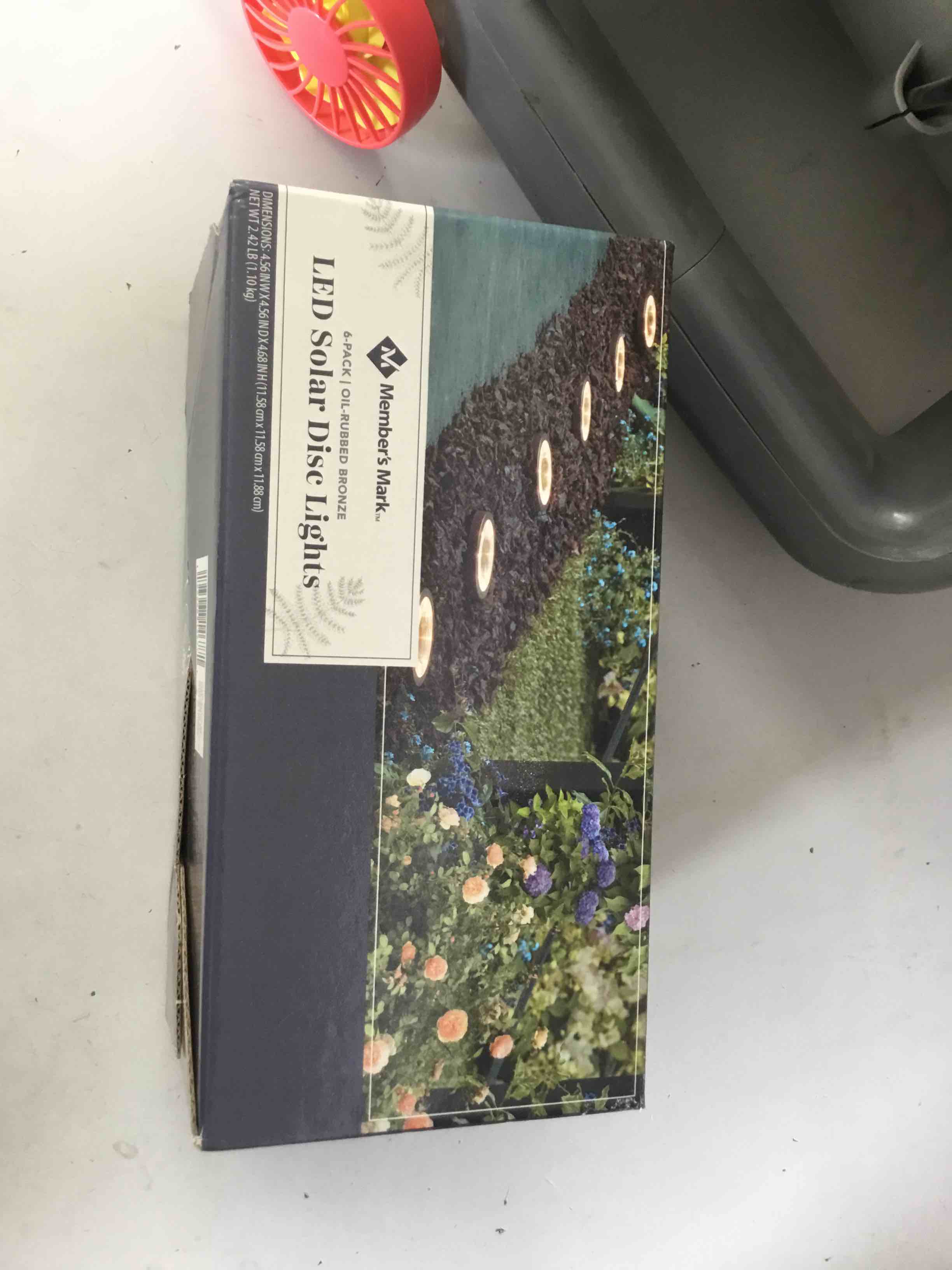 https://s3.amazonaws.com/lotting-images-prod/bidfta/YEL5338250_1690488038975.jpeg