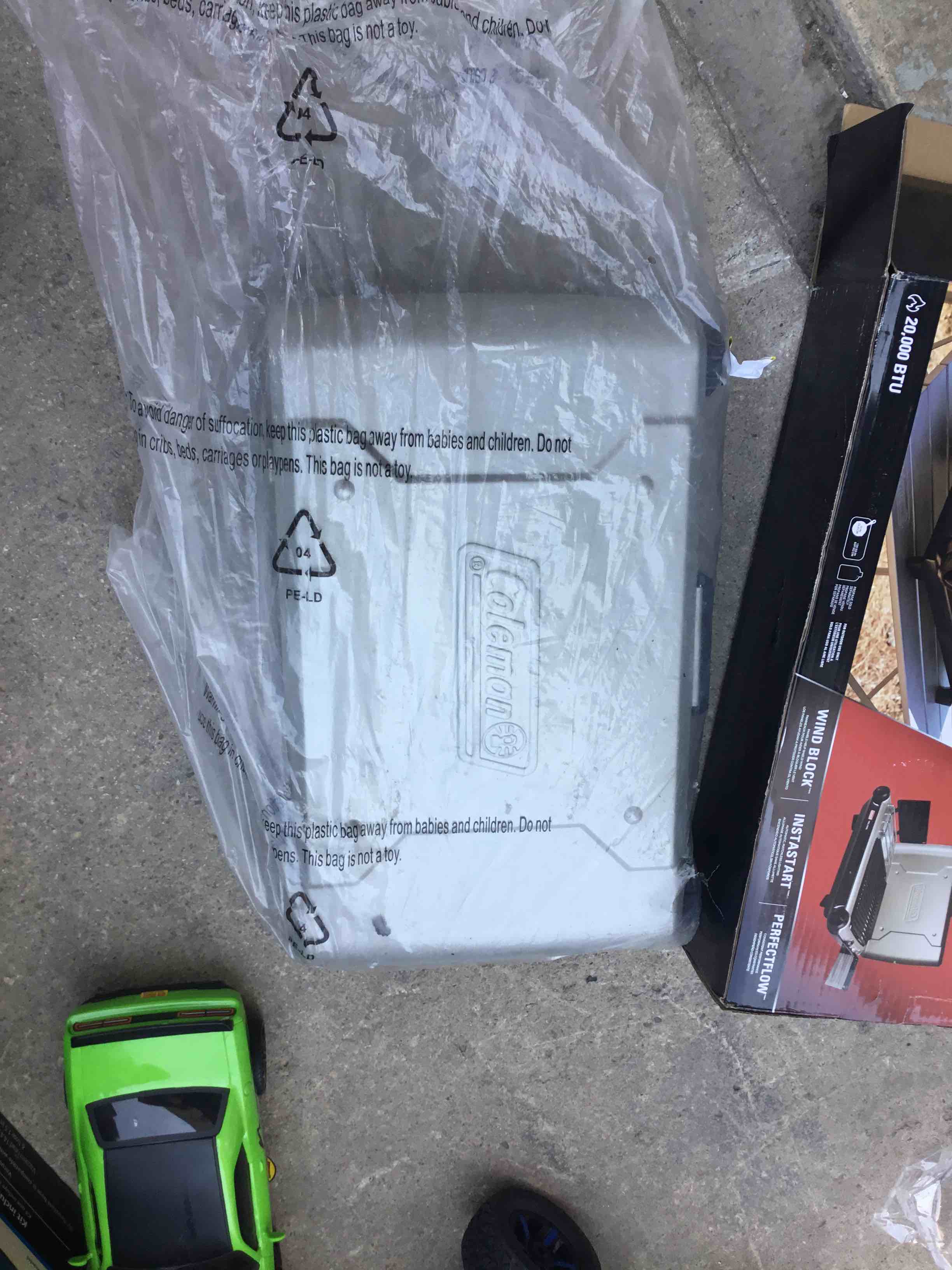 https://s3.amazonaws.com/lotting-images-prod/bidfta/YEL5338256_1690558684797.jpeg