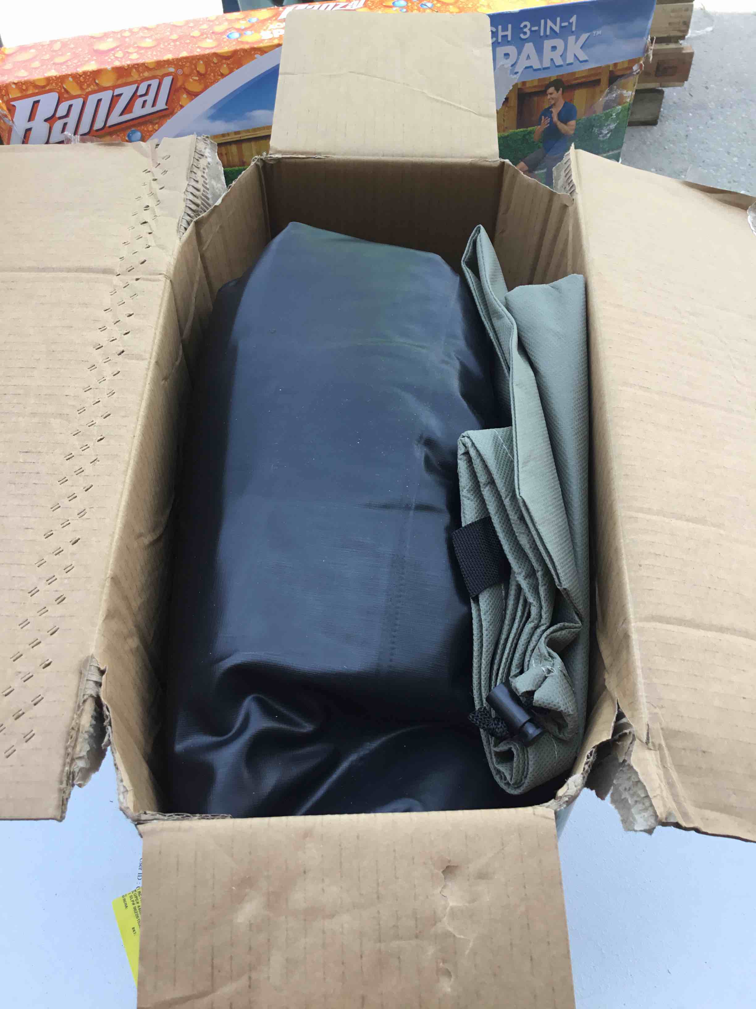 https://s3.amazonaws.com/lotting-images-prod/bidfta/YEL5338265_1690560417430.jpeg