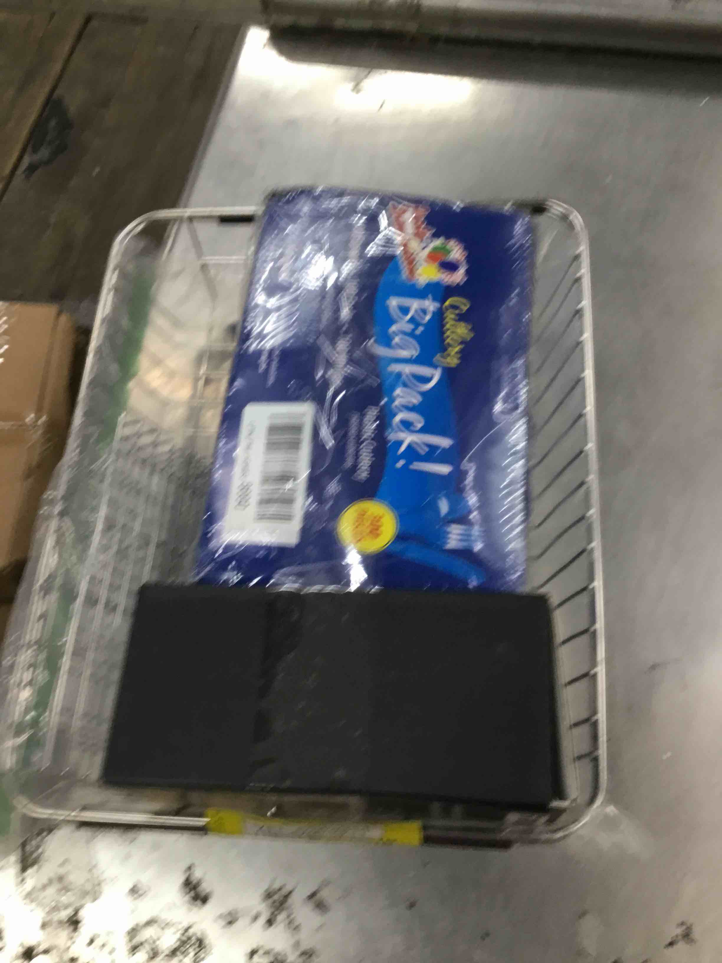 https://s3.amazonaws.com/lotting-images-prod/bidfta/YEL5343911_1696537875210.jpeg