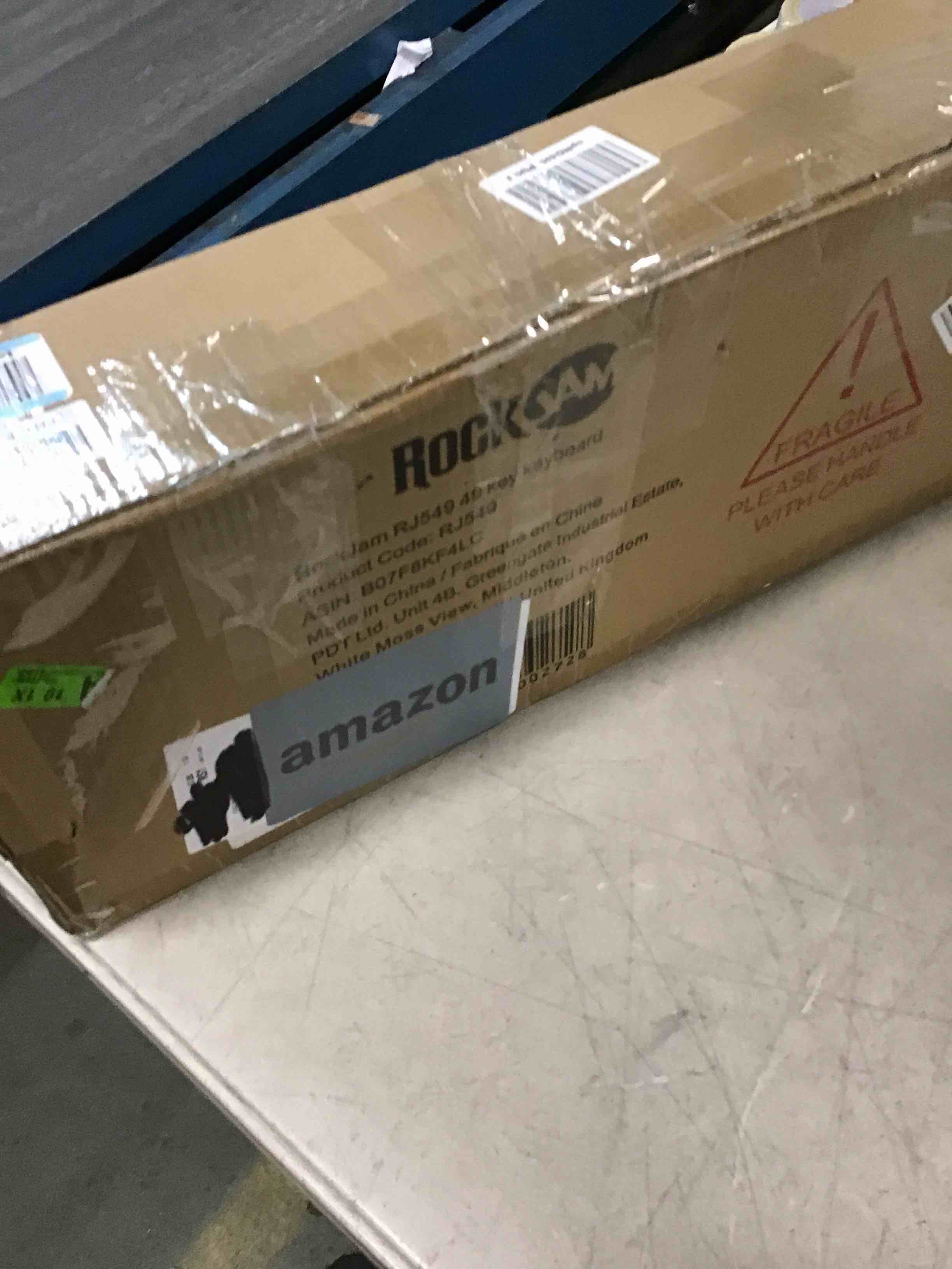 https://s3.amazonaws.com/lotting-images-prod/bidfta/YEL5345035_1721132665626.jpeg