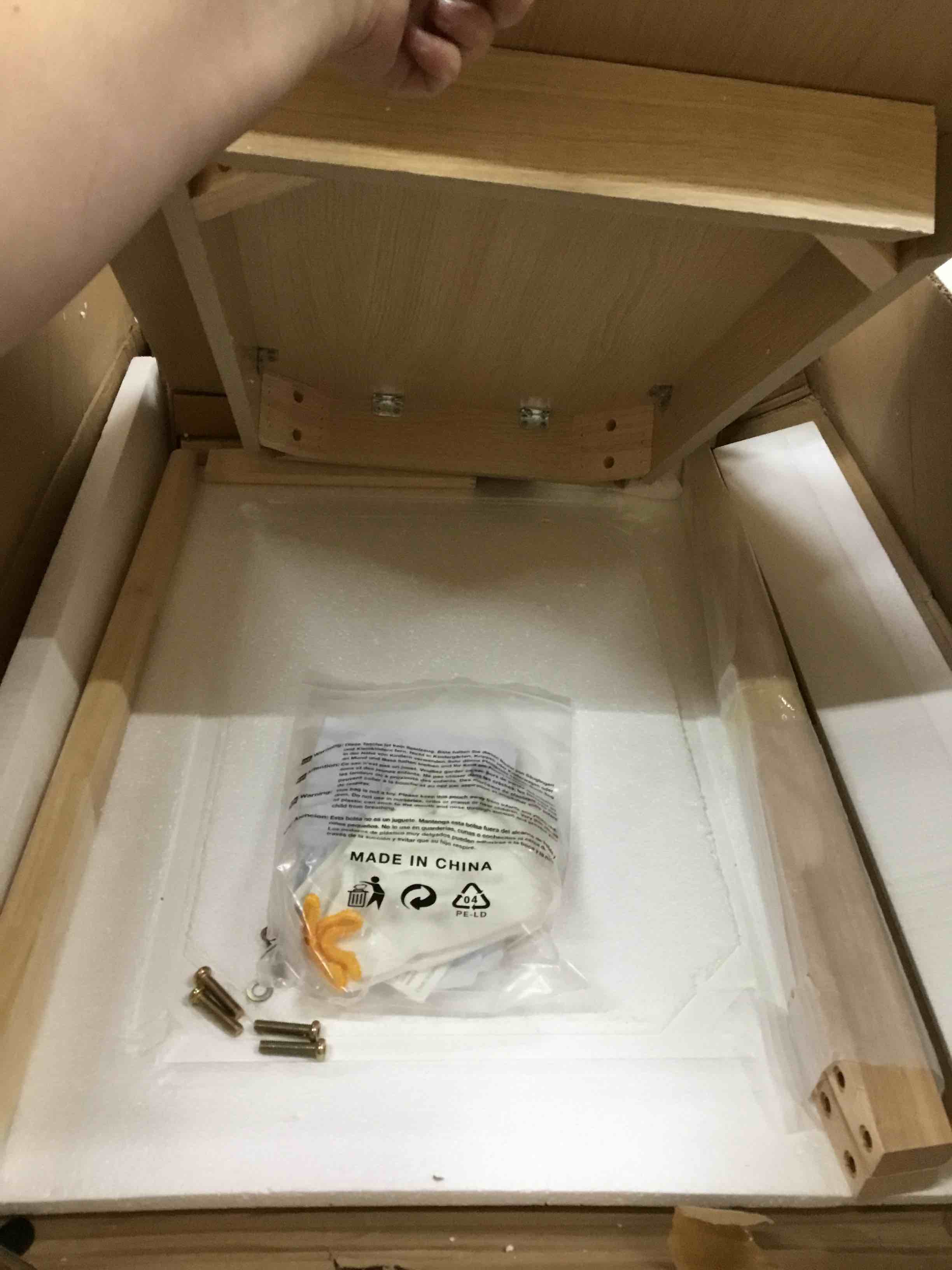 https://s3.amazonaws.com/lotting-images-prod/bidfta/YEL5346628_1693410848881.jpeg