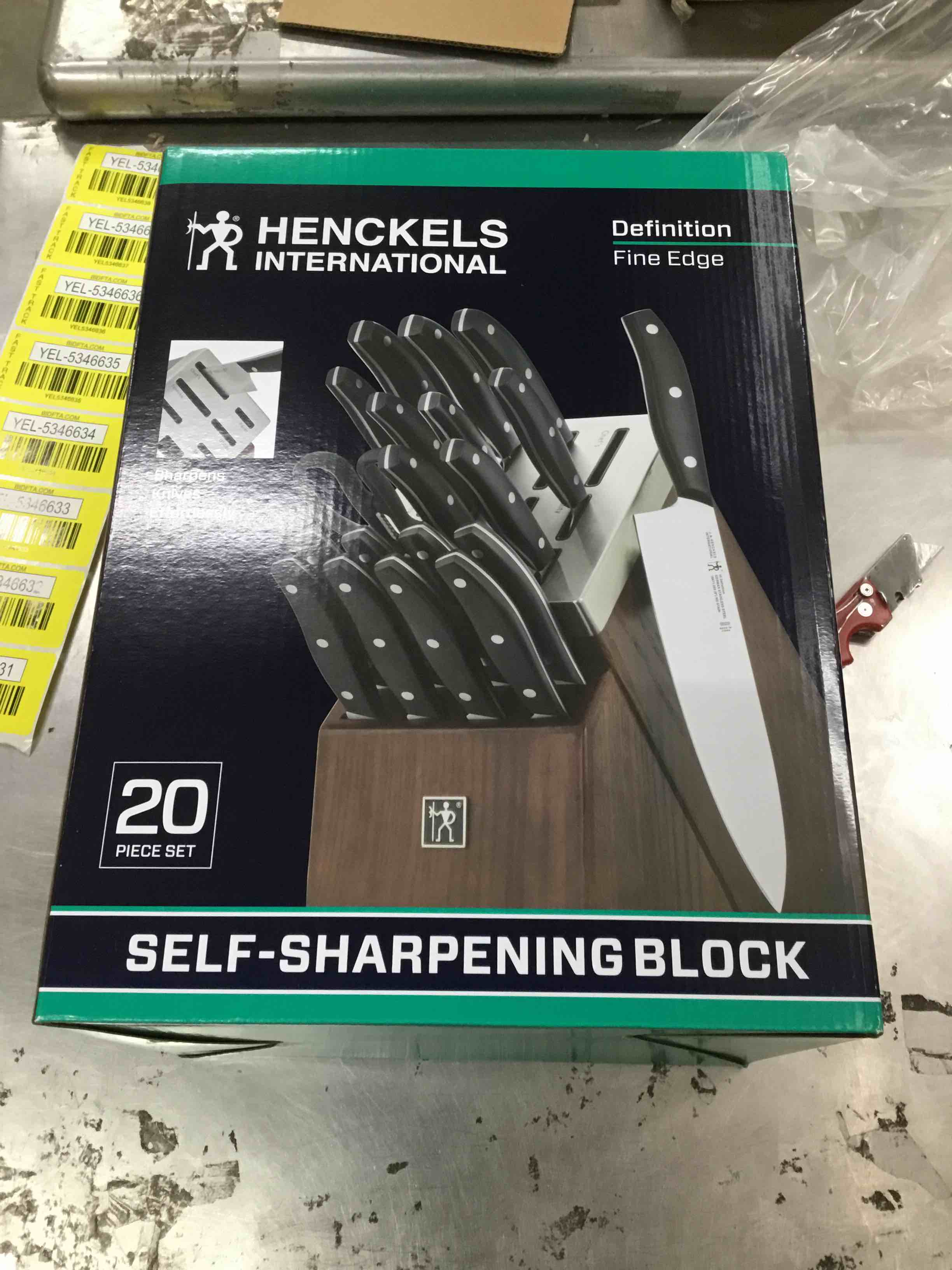 https://s3.amazonaws.com/lotting-images-prod/bidfta/YEL5346630_1693411761128.jpeg
