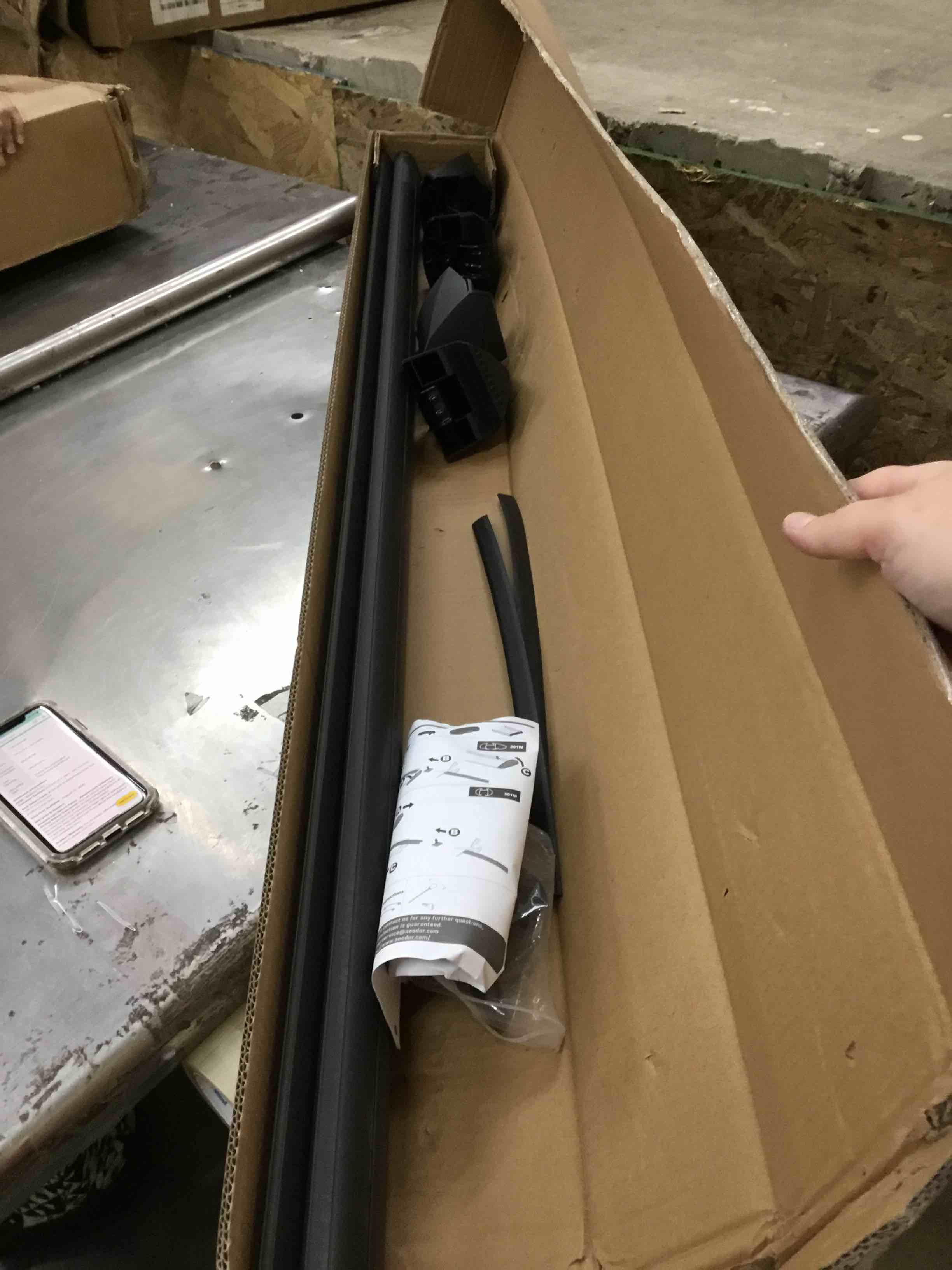 https://s3.amazonaws.com/lotting-images-prod/bidfta/YEL5346634_1693413201590.jpeg