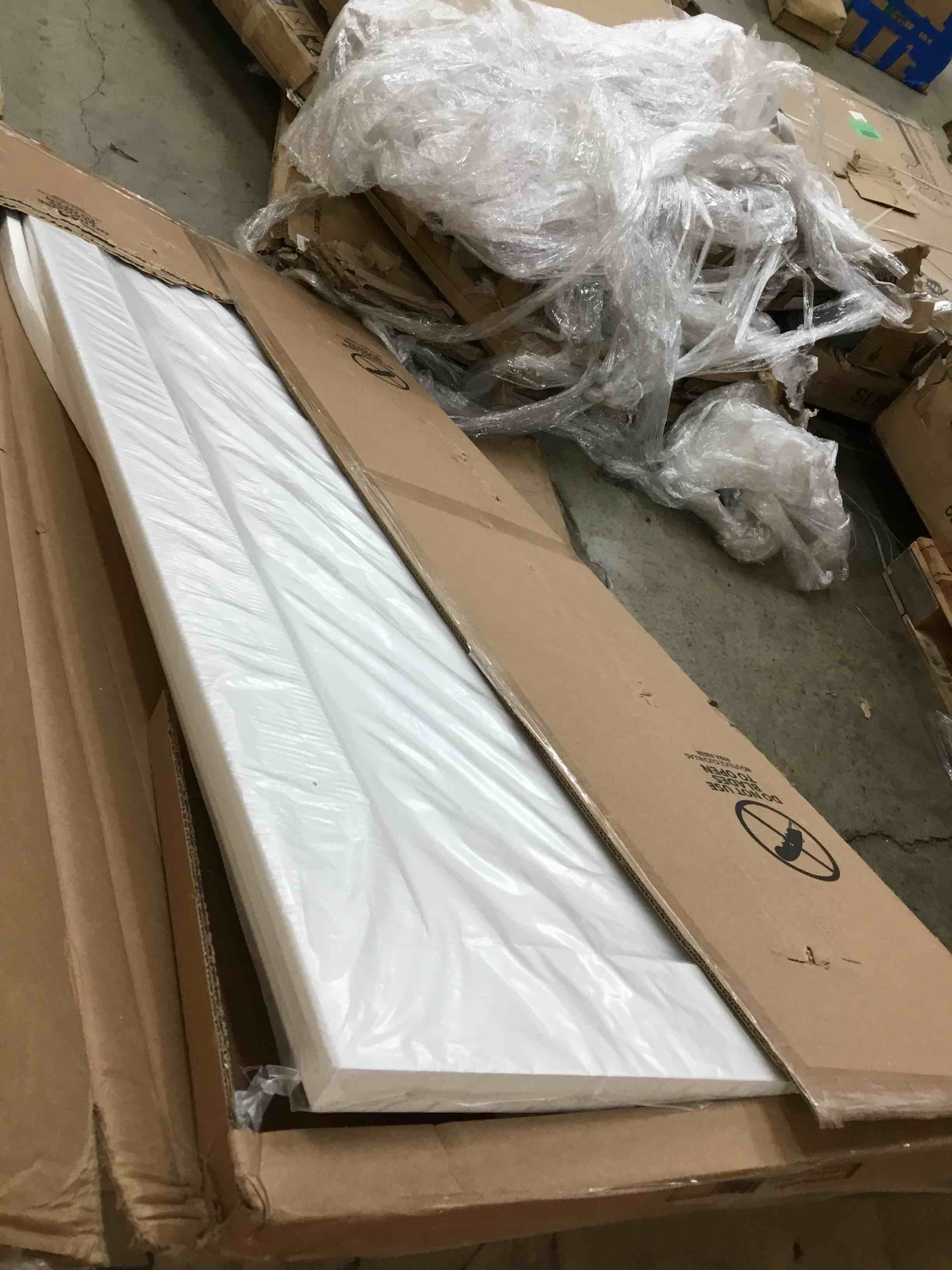 https://s3.amazonaws.com/lotting-images-prod/bidfta/YEL5346998_1694098462356.jpeg