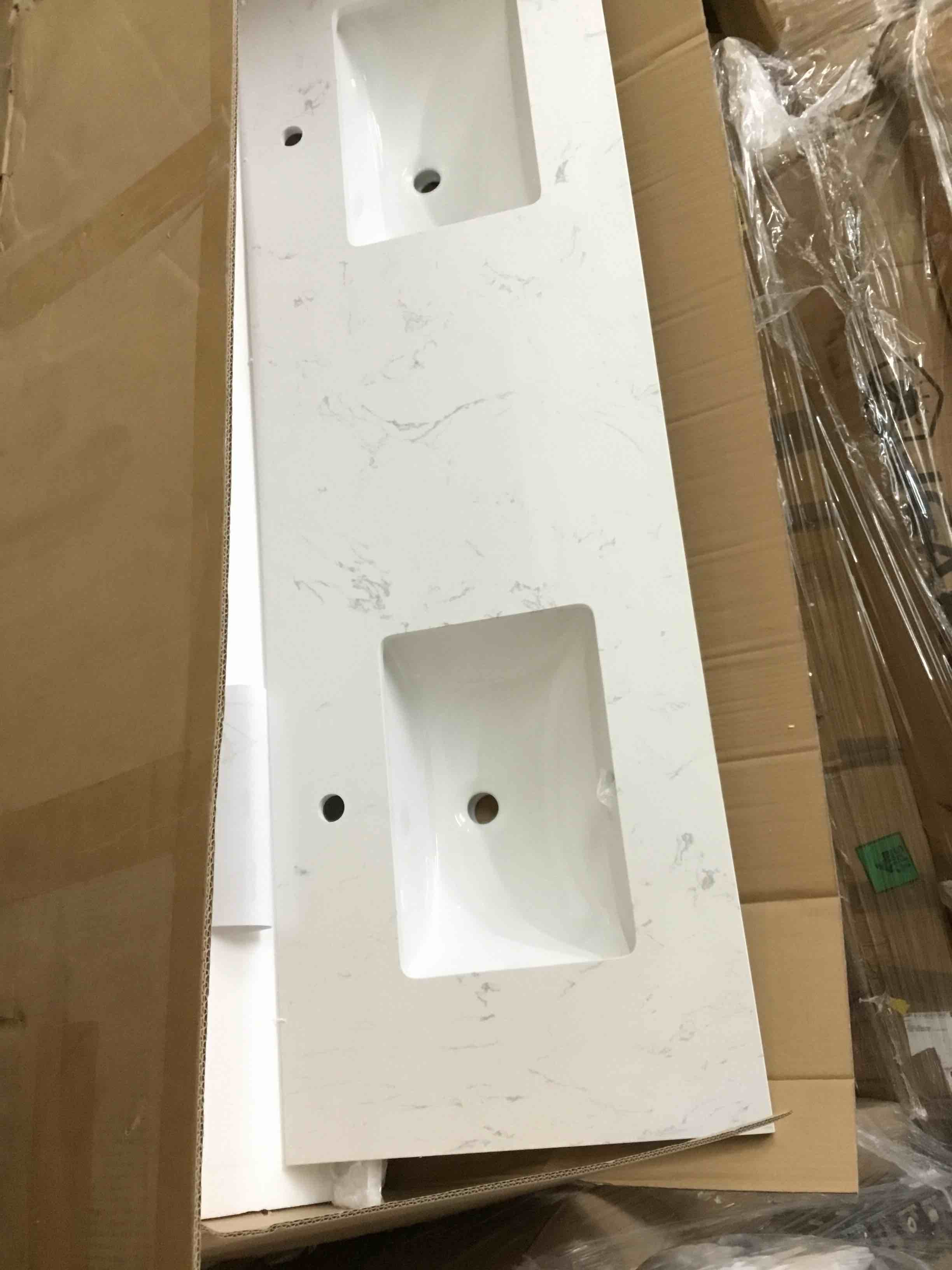 https://s3.amazonaws.com/lotting-images-prod/bidfta/YEL5347002_1694101112652.jpeg