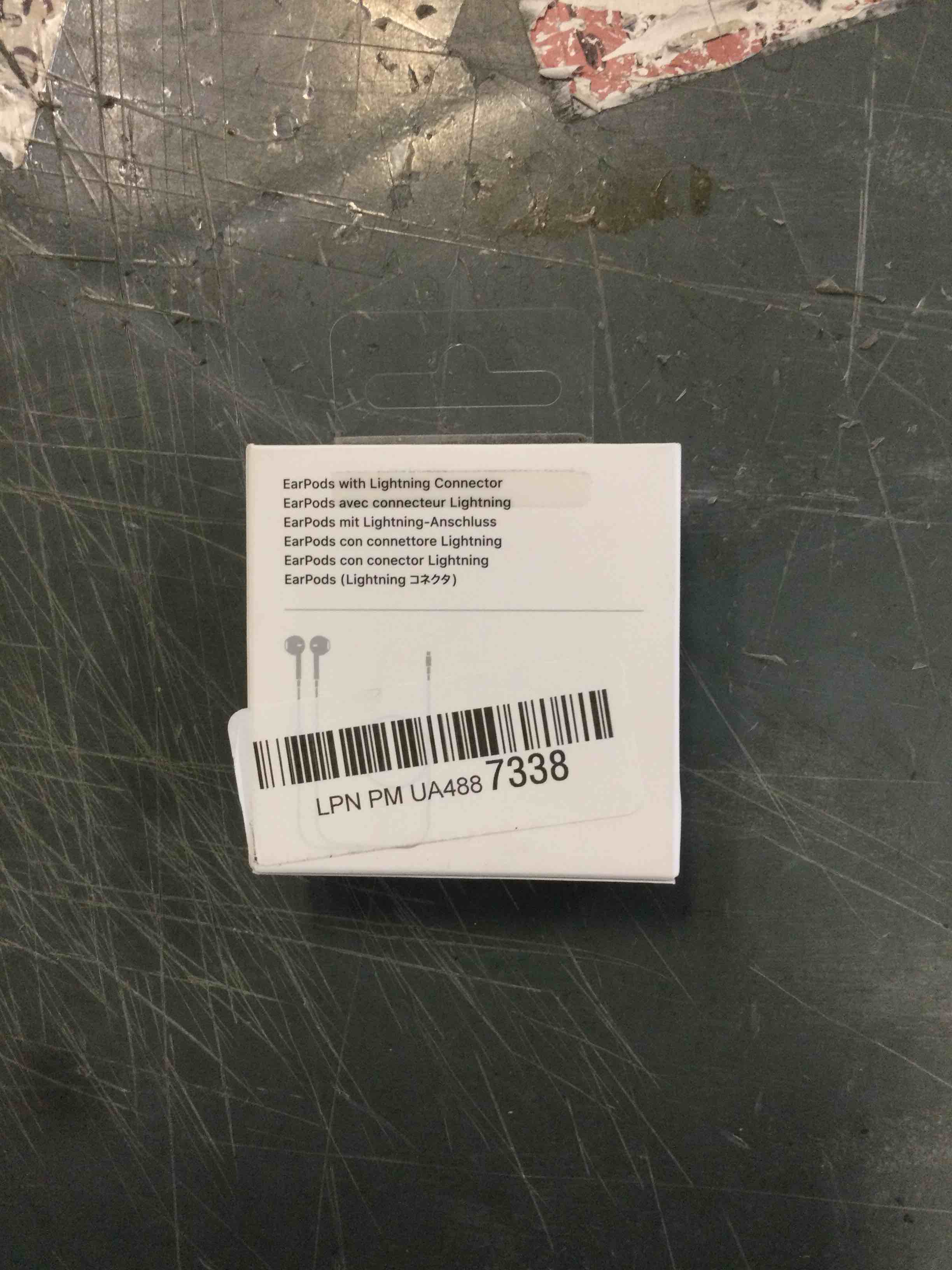 https://s3.amazonaws.com/lotting-images-prod/bidfta/YEL5348280_1690297191816.jpeg