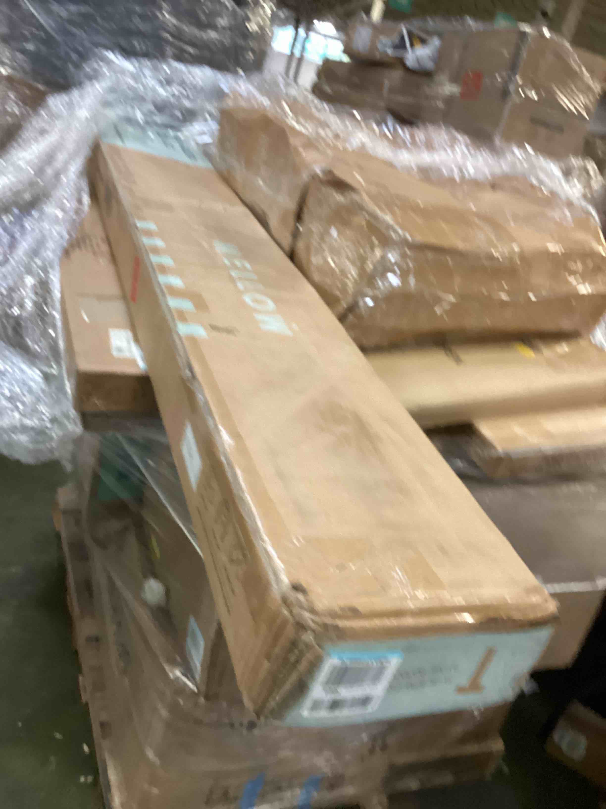 https://s3.amazonaws.com/lotting-images-prod/bidfta/YEL5349878_1689854114048.jpeg