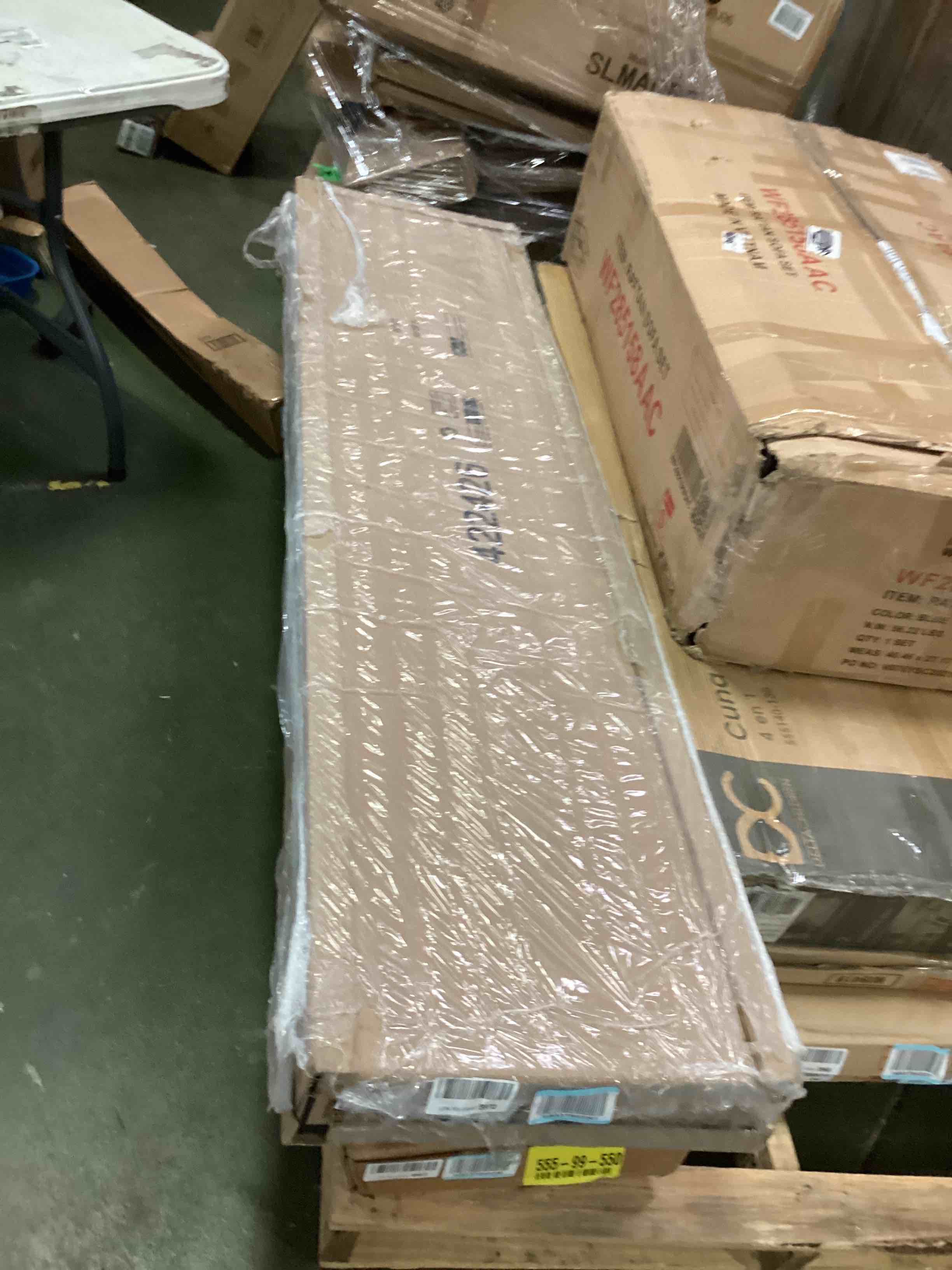 https://s3.amazonaws.com/lotting-images-prod/bidfta/YEL5350492_1690027100251.jpeg