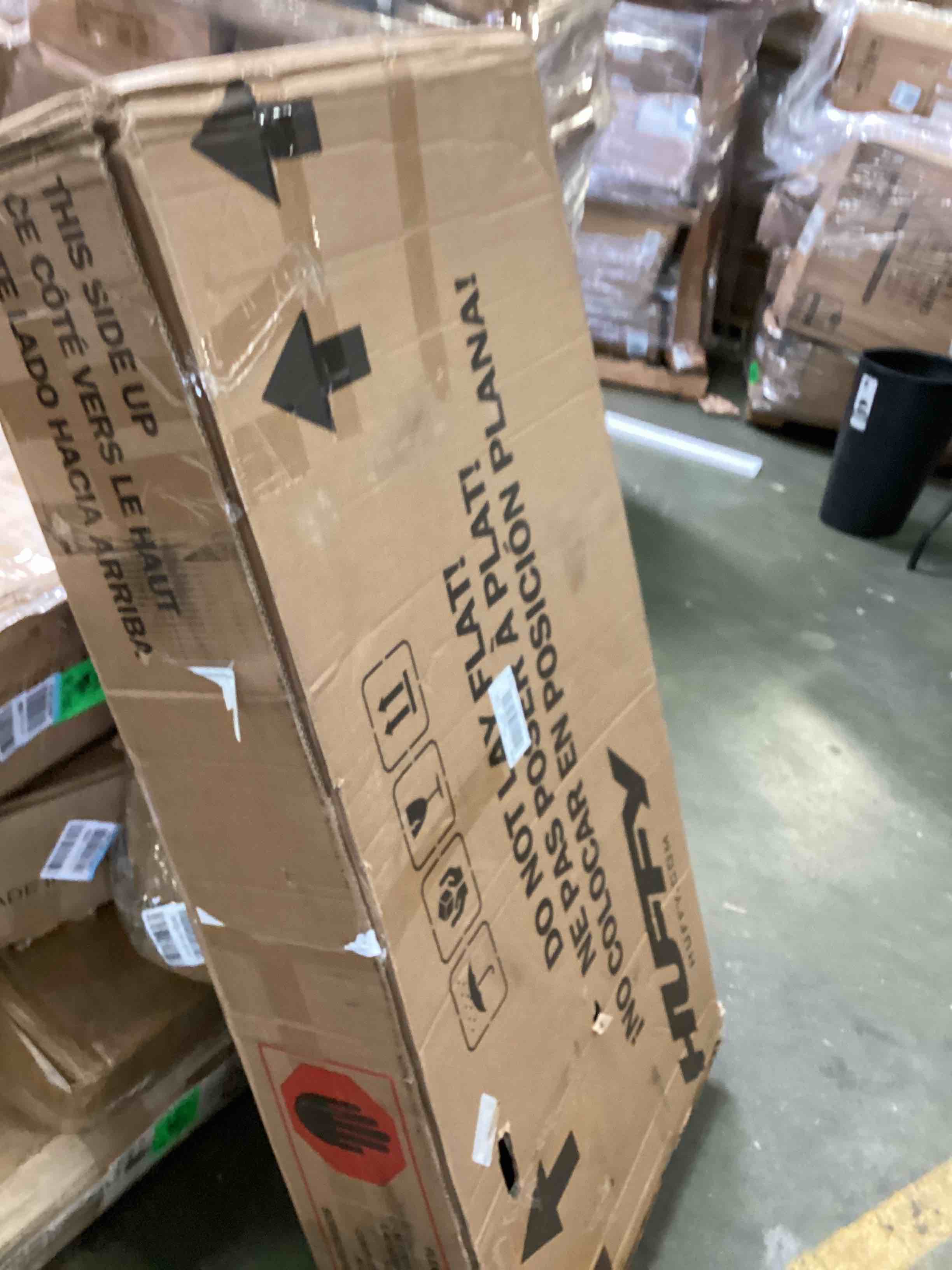 https://s3.amazonaws.com/lotting-images-prod/bidfta/YEL5350686_1690044291732.jpeg