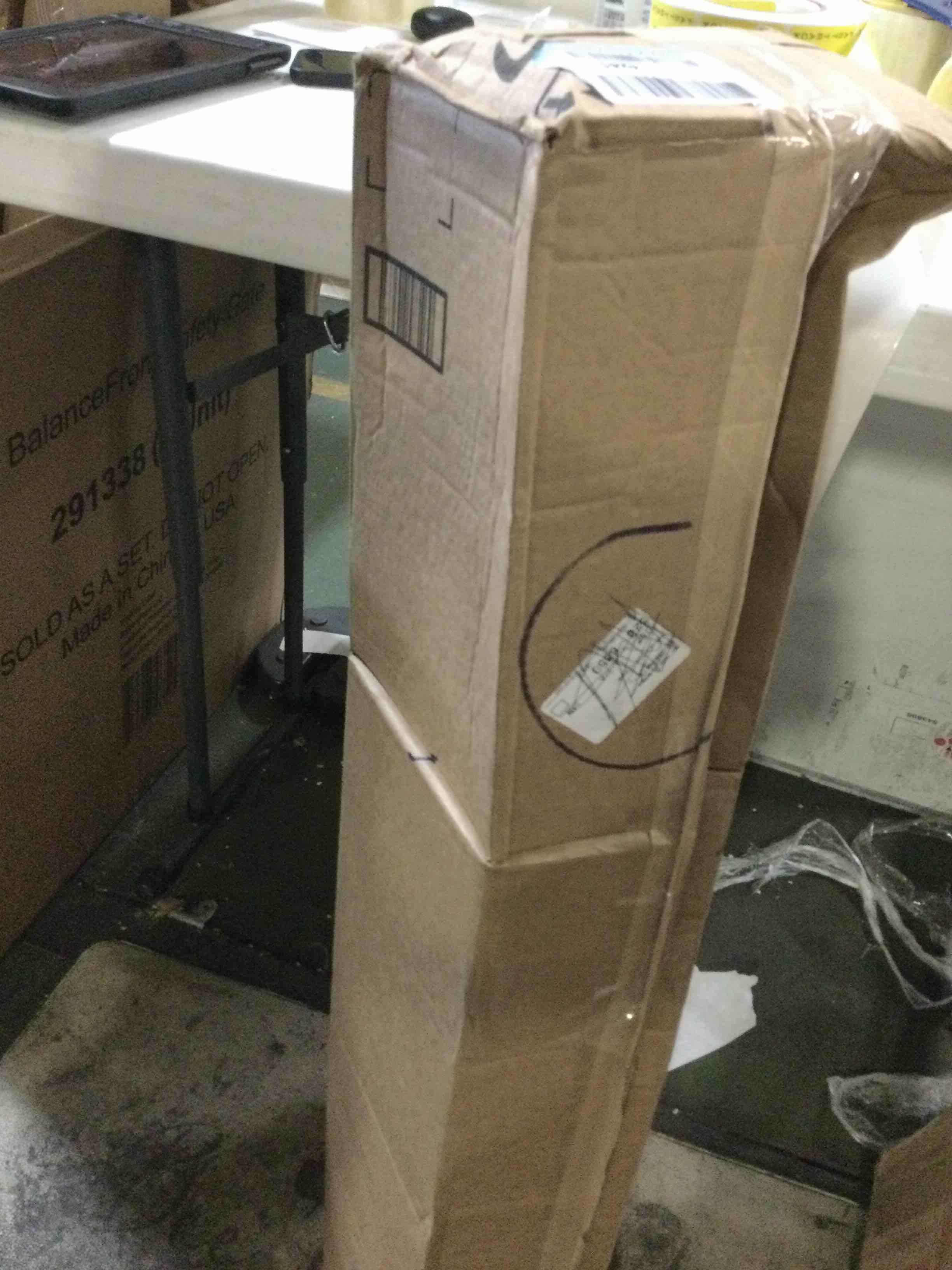 https://s3.amazonaws.com/lotting-images-prod/bidfta/YEL5351341_1690035009763.jpeg