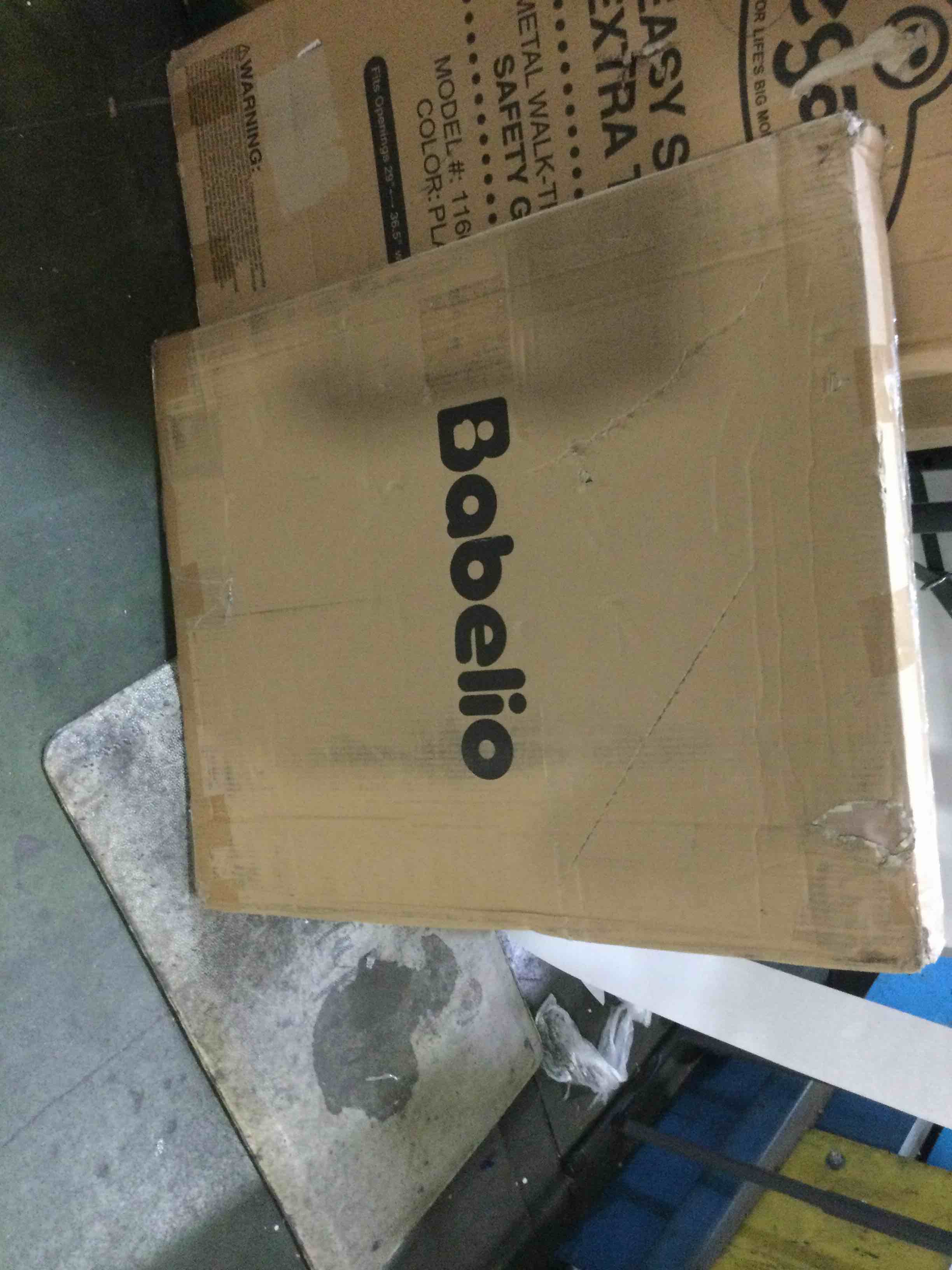 https://s3.amazonaws.com/lotting-images-prod/bidfta/YEL5351385_1690043401268.jpeg