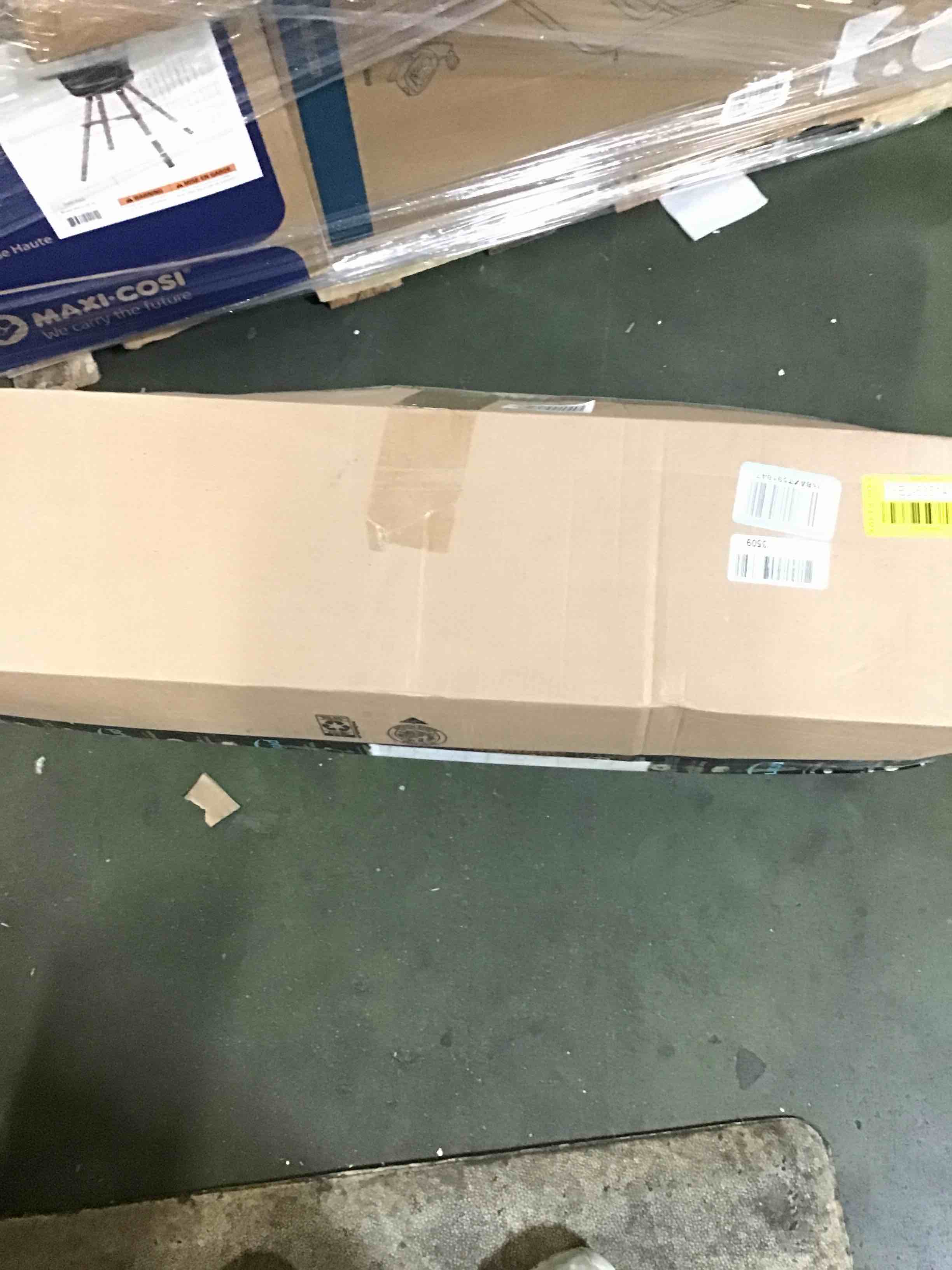 https://s3.amazonaws.com/lotting-images-prod/bidfta/YEL5351405_1690201486914.jpeg