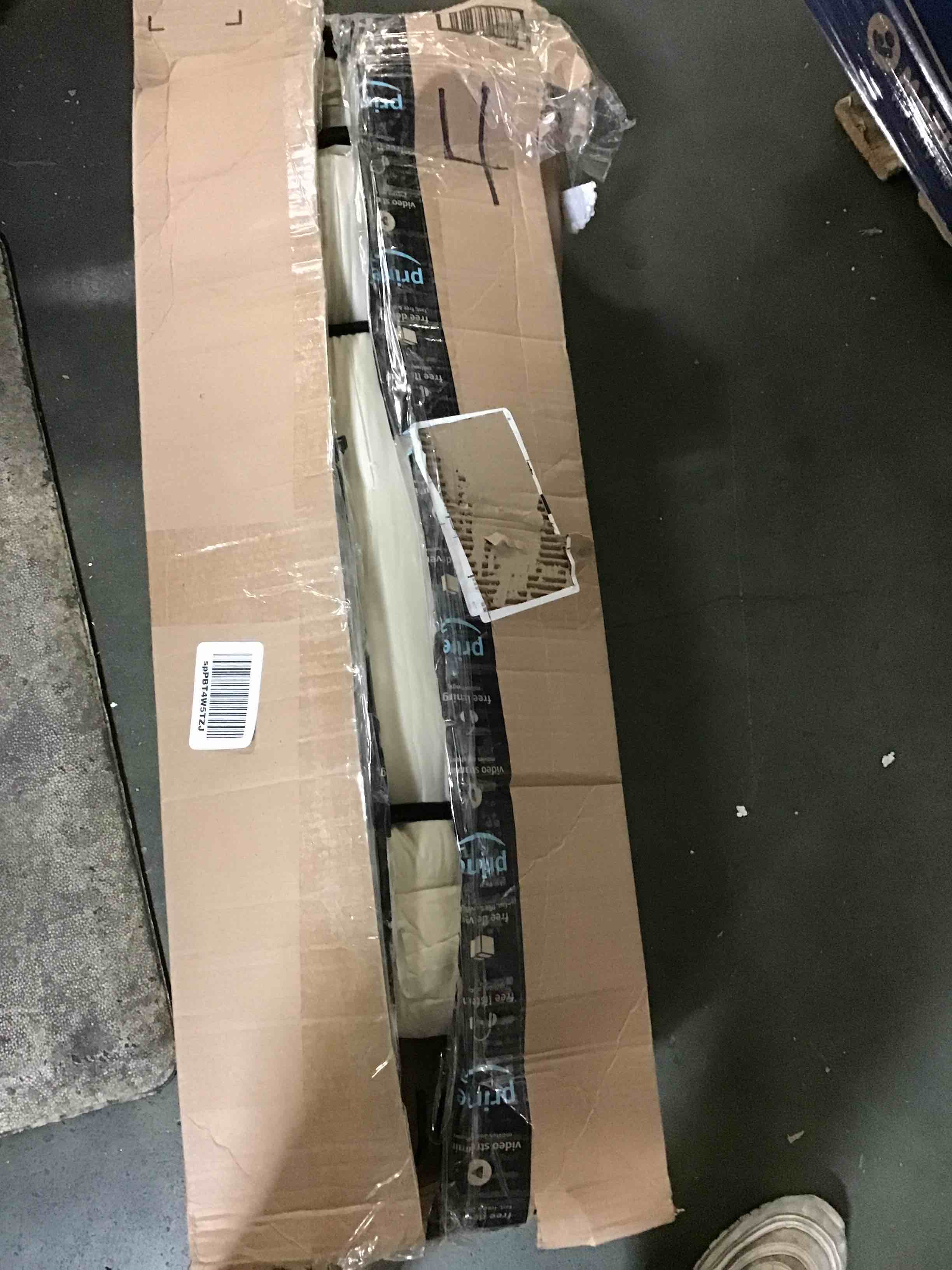 https://s3.amazonaws.com/lotting-images-prod/bidfta/YEL5351405_1690201501408.jpeg
