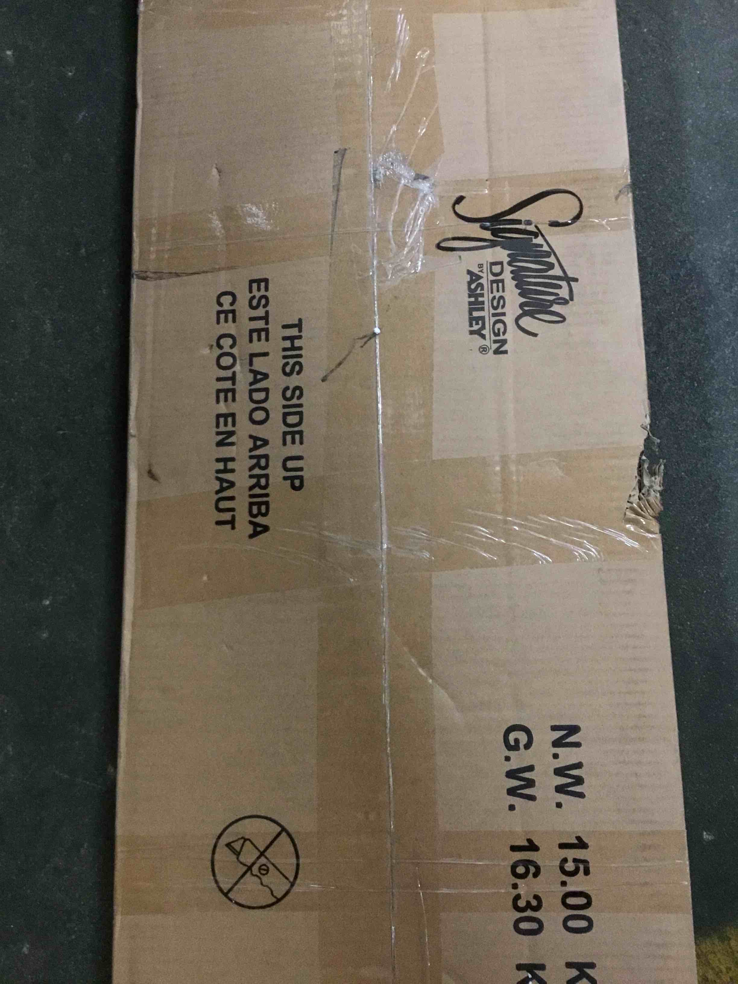 https://s3.amazonaws.com/lotting-images-prod/bidfta/YEL5352483_1689864071338.jpeg