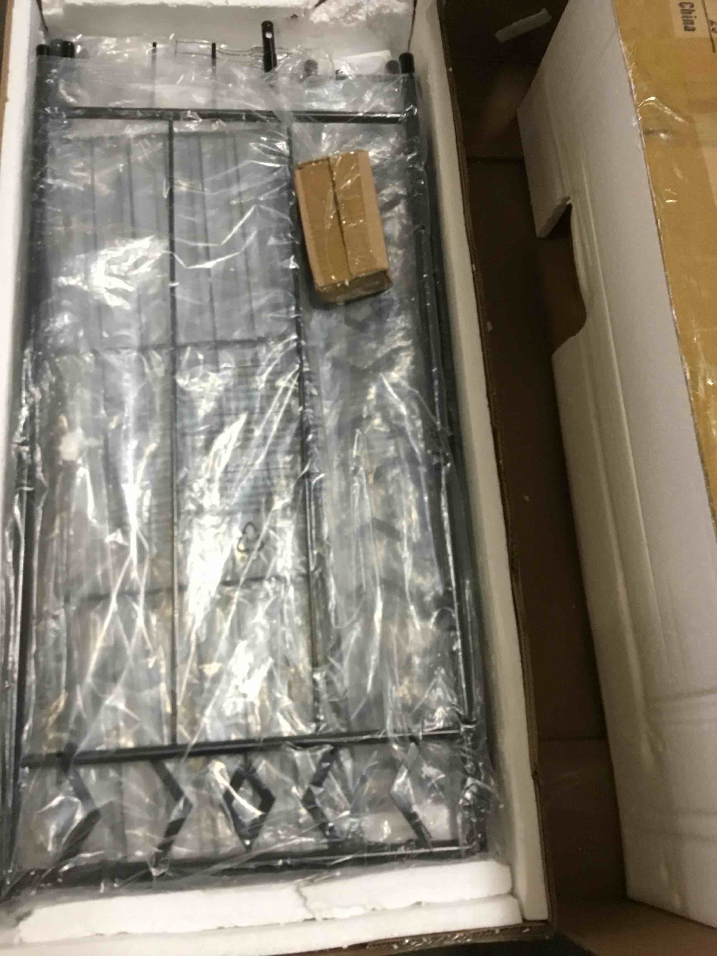 https://s3.amazonaws.com/lotting-images-prod/bidfta/YEL5352668_1689967466398.jpeg