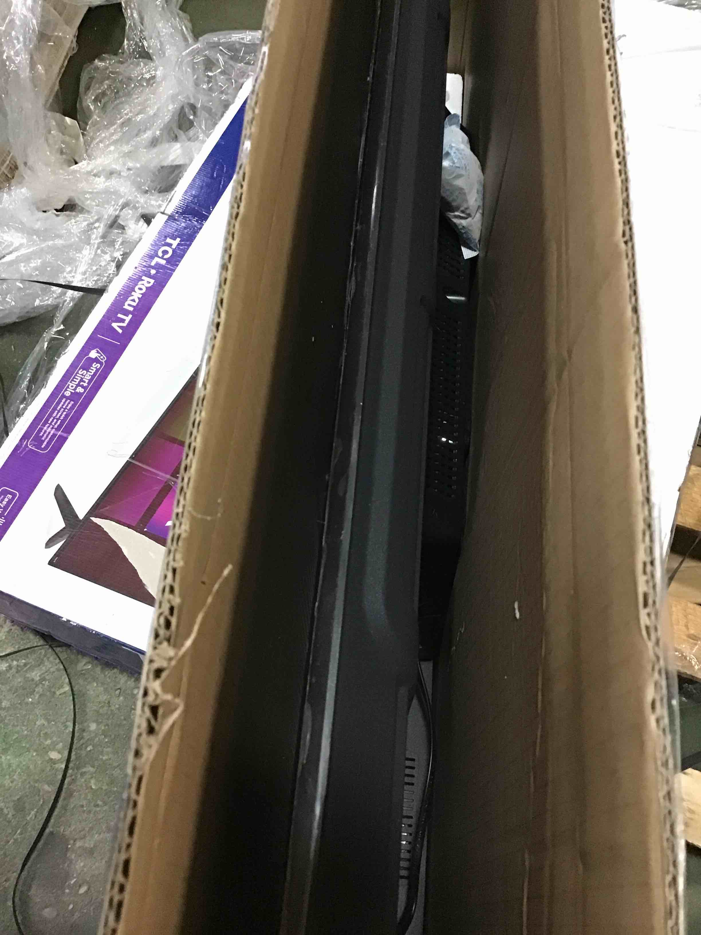 https://s3.amazonaws.com/lotting-images-prod/bidfta/YEL5353370_1690976727594.jpeg