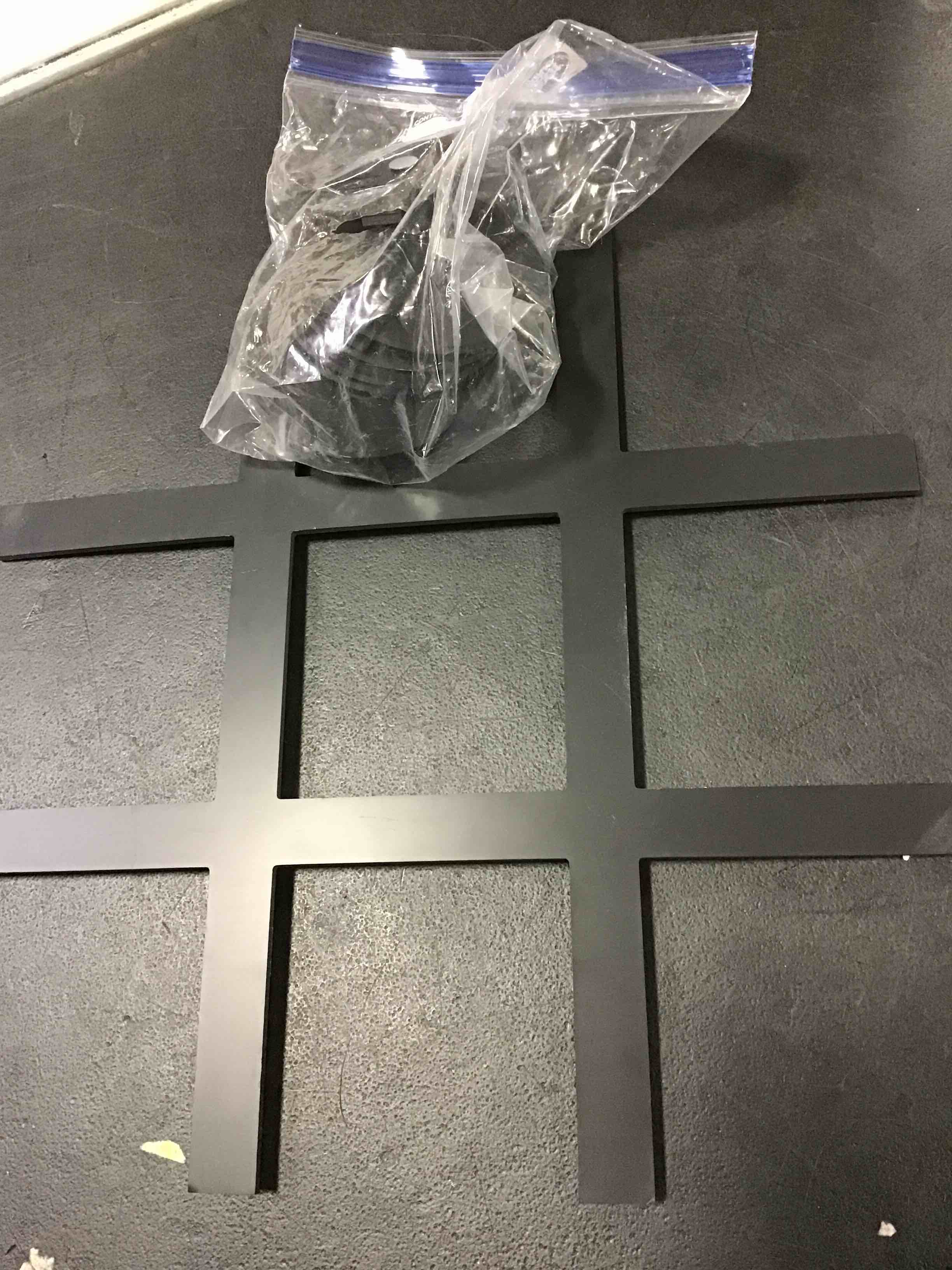https://s3.amazonaws.com/lotting-images-prod/bidfta/YEL5353737_1691496940582.jpeg