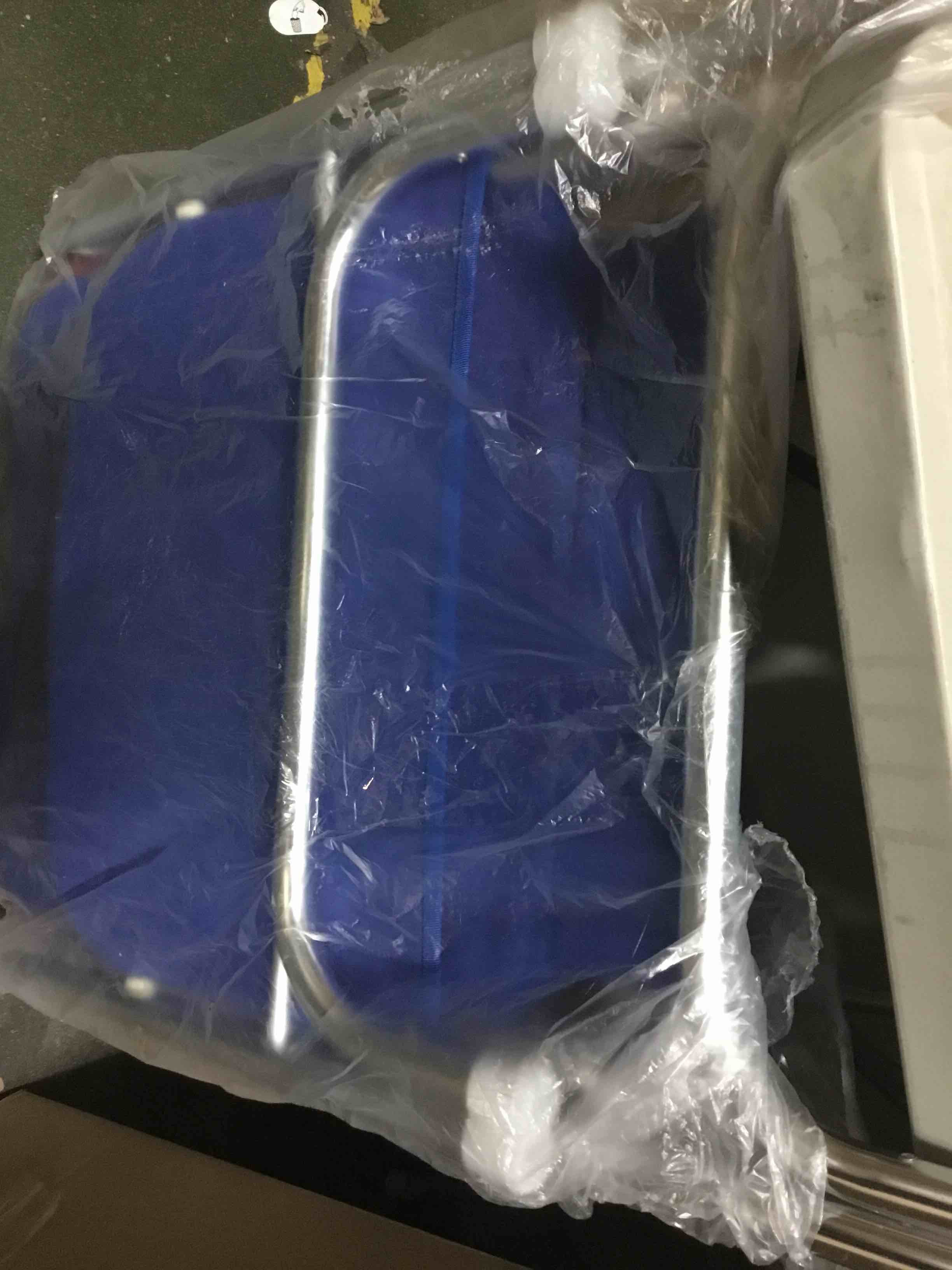 https://s3.amazonaws.com/lotting-images-prod/bidfta/YEL5353899_1691666116413.jpeg