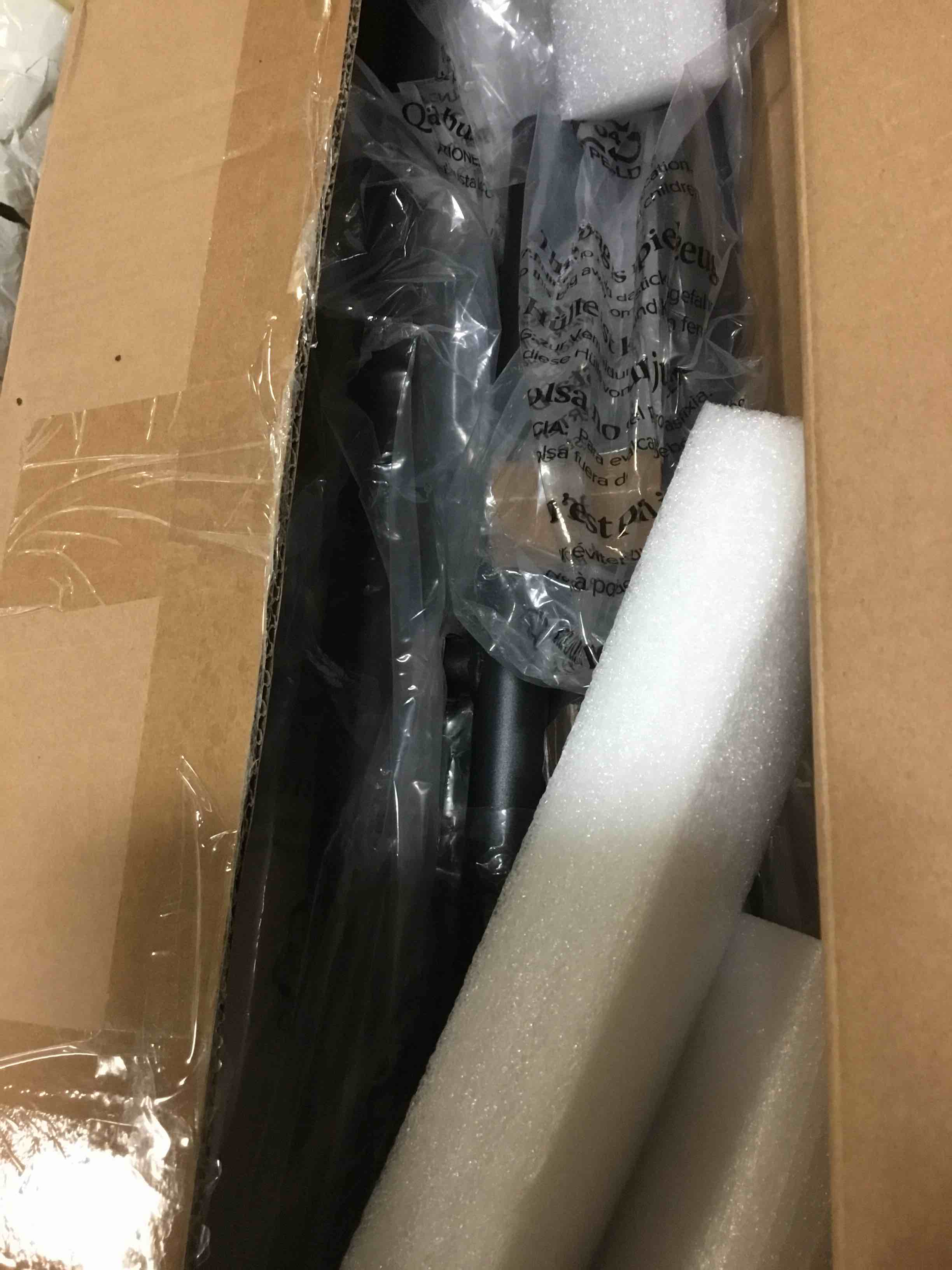 https://s3.amazonaws.com/lotting-images-prod/bidfta/YEL5353902_1691666505503.jpeg