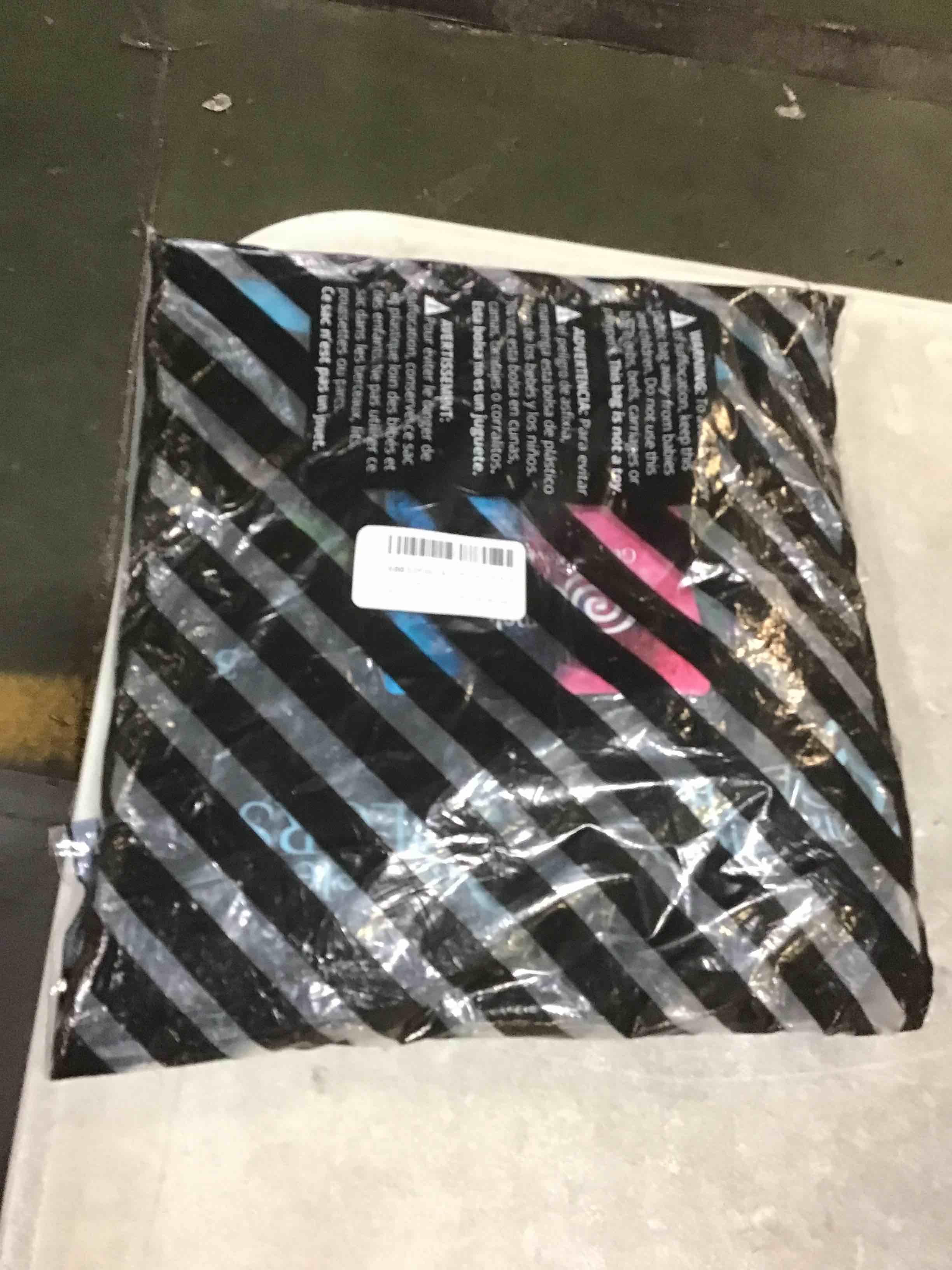 https://s3.amazonaws.com/lotting-images-prod/bidfta/YEL5355489_1689856221185.jpeg