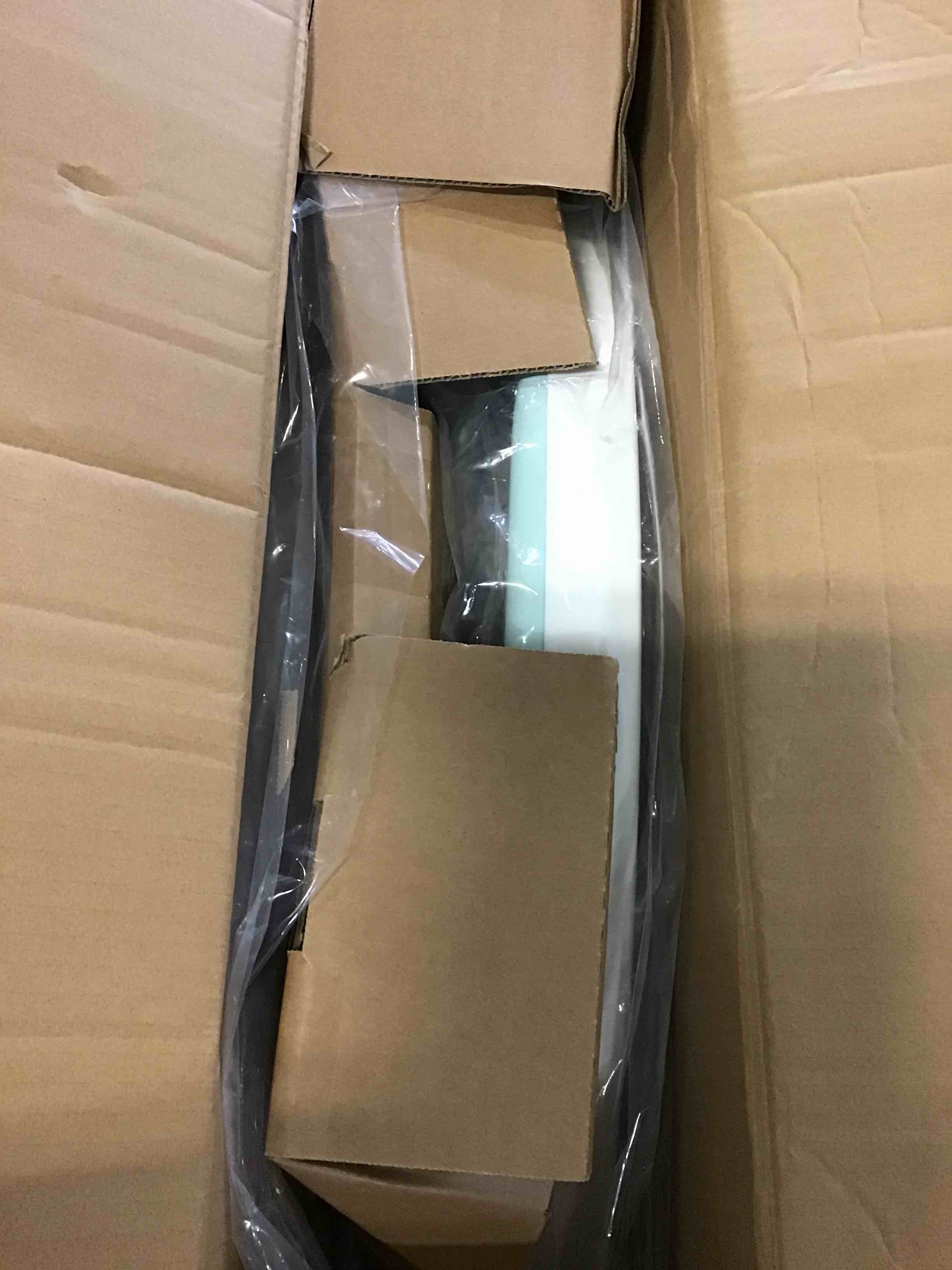 https://s3.amazonaws.com/lotting-images-prod/bidfta/YEL5357513_1690292662294.jpeg
