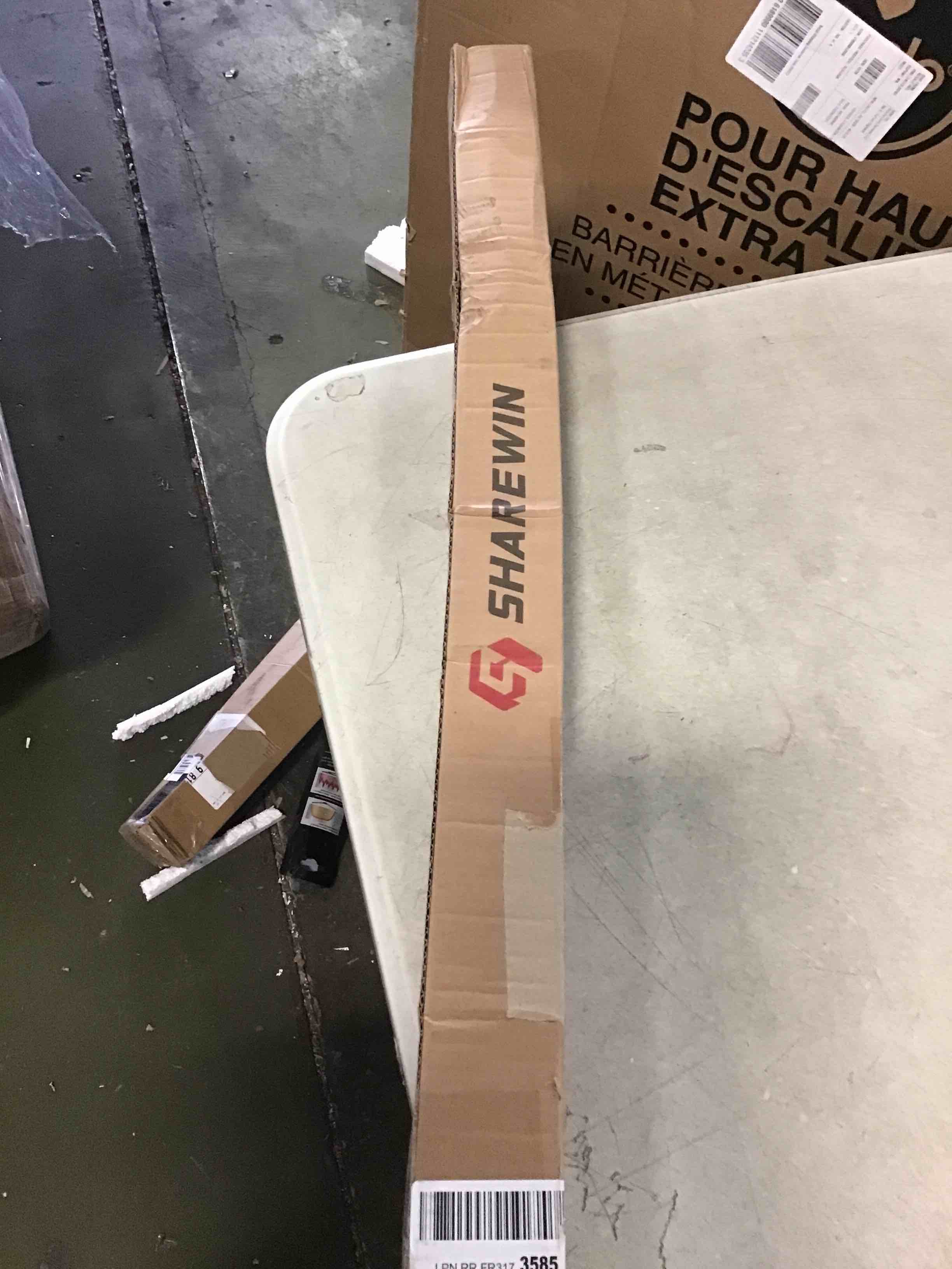 https://s3.amazonaws.com/lotting-images-prod/bidfta/YEL5357585_1690306481515.jpeg