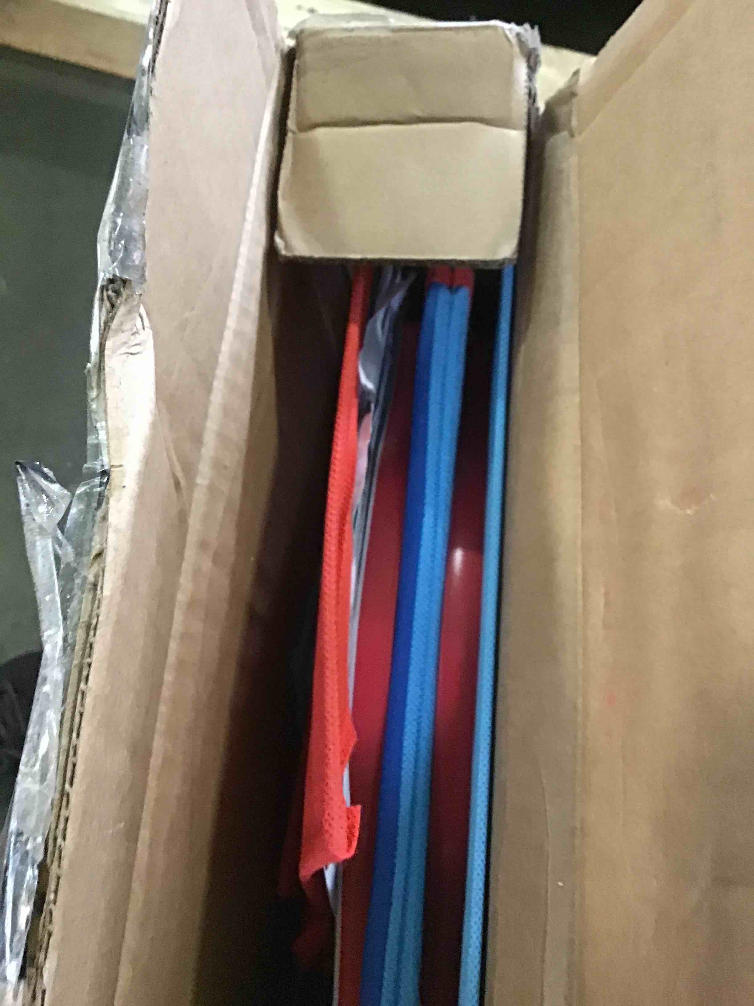 https://s3.amazonaws.com/lotting-images-prod/bidfta/YEL5357791_1690393917434.jpeg