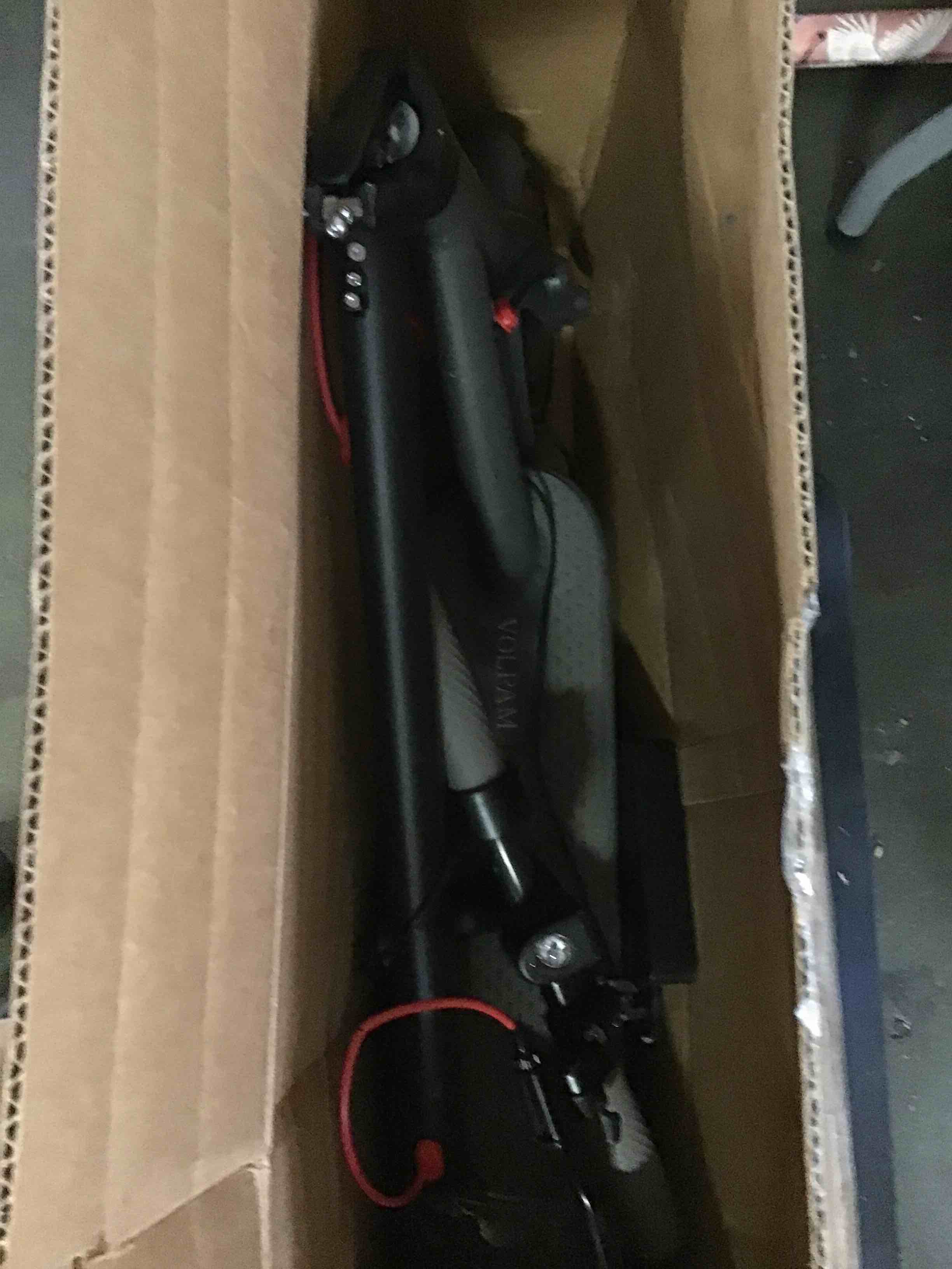 https://s3.amazonaws.com/lotting-images-prod/bidfta/YEL5357807_1690397673516.jpeg